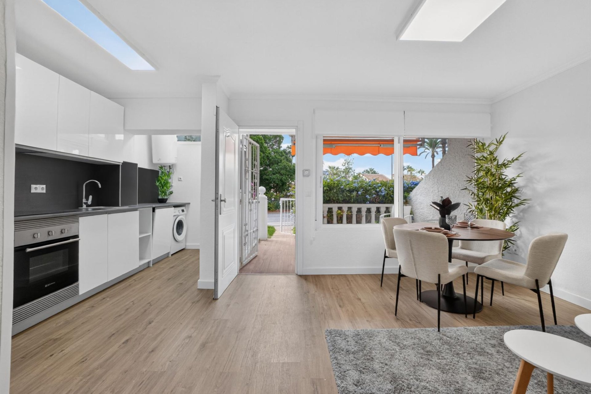 Resale - Bungalow -
Orihuela Costa - Villamartín