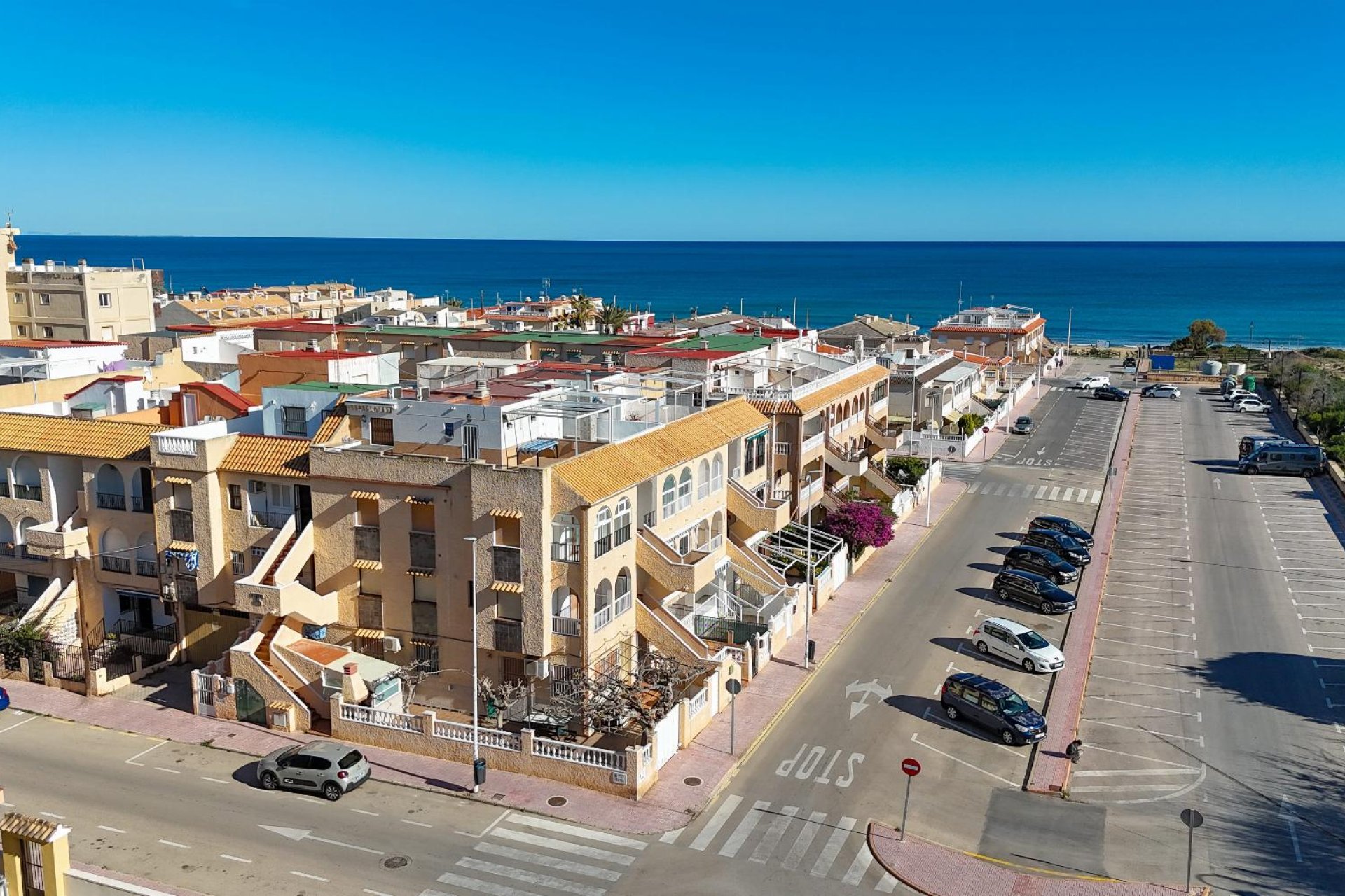 Resale - Bungalow -
Torrevieja - La Mata