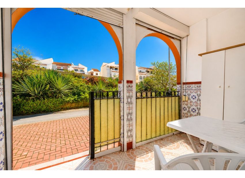 Resale - Bungalow -
Torrevieja - playa de los naufragos