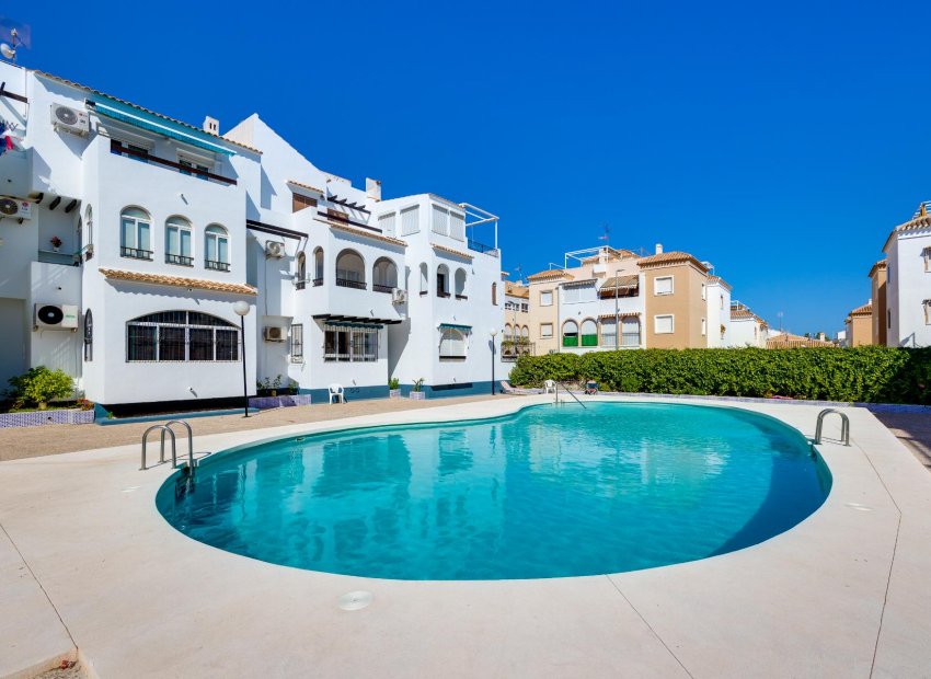 Resale - Bungalow -
Torrevieja - playa de los naufragos
