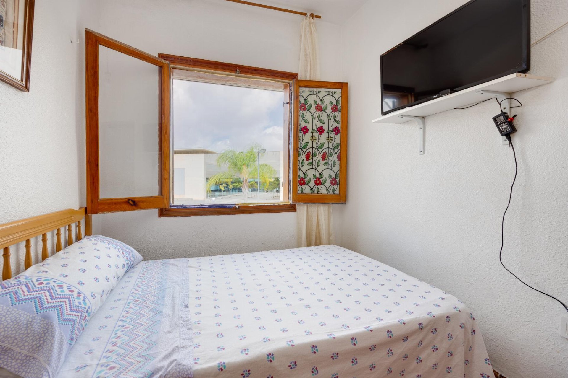 Resale - Bungalow -
Torrevieja - Playa del Acequión