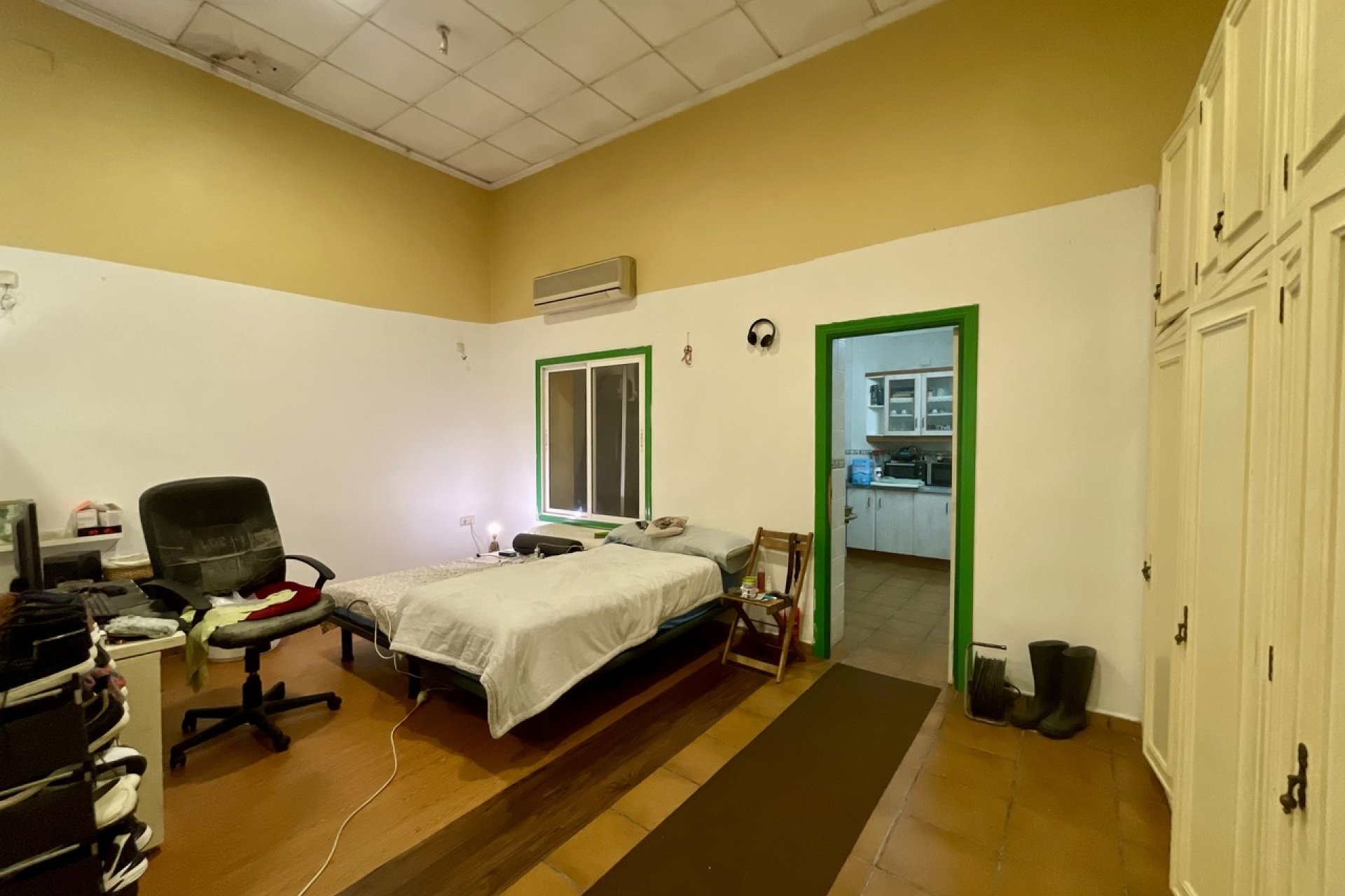 Resale - Bungalow -
Torrevieja