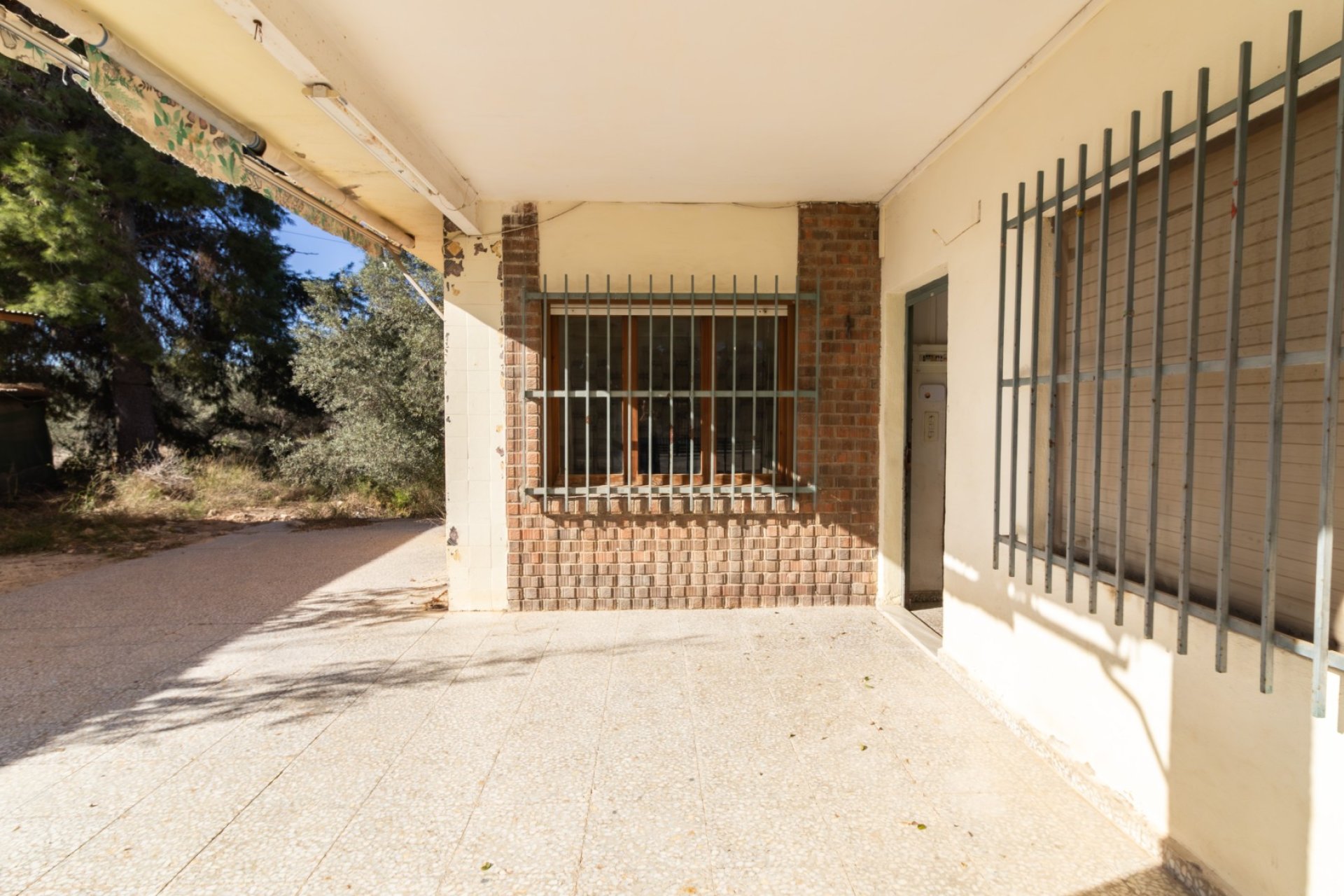 Resale - Chalet -
Elche - Alzabares Alto