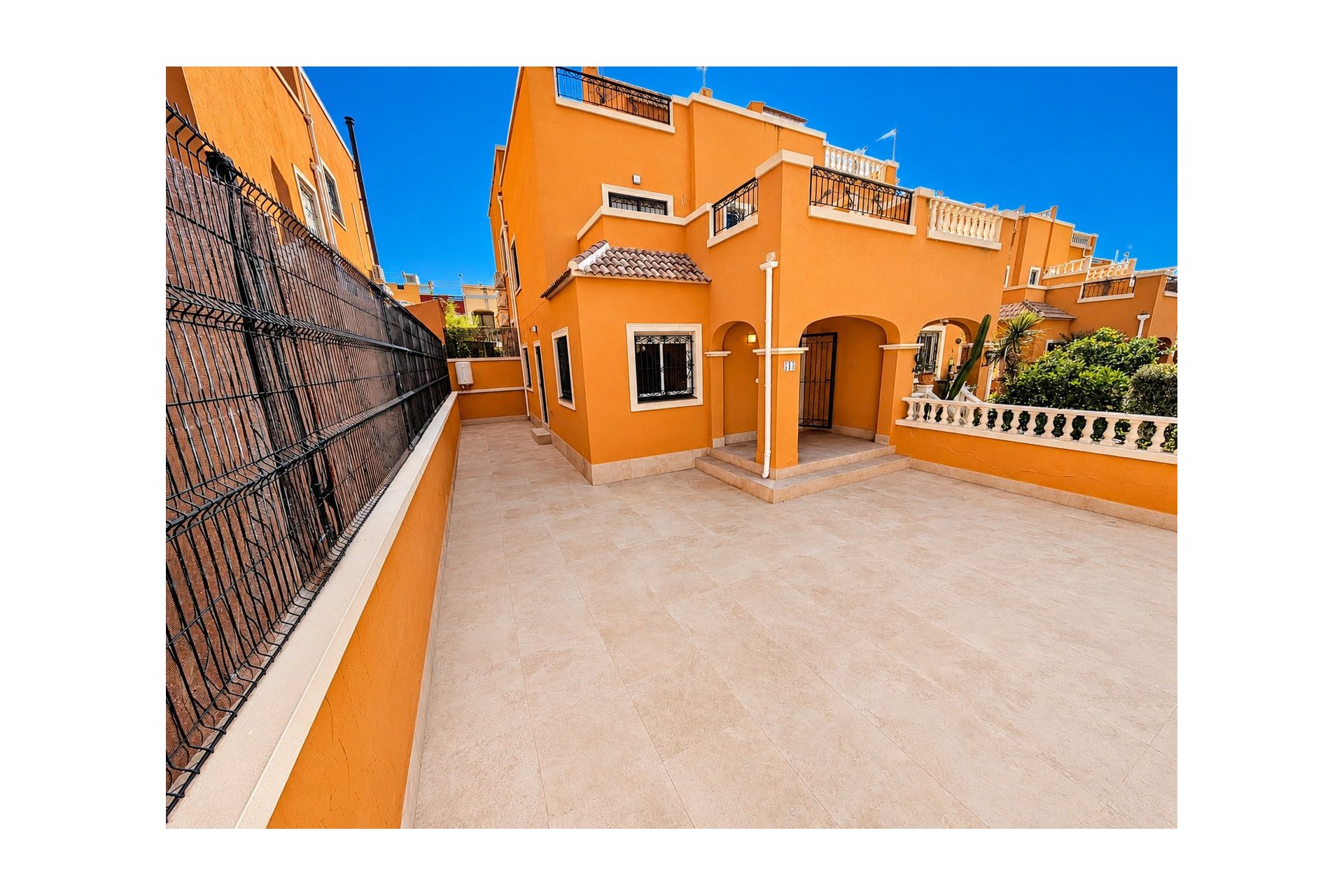 Resale - Chalet -
Orihuela Costa - Dream Hills