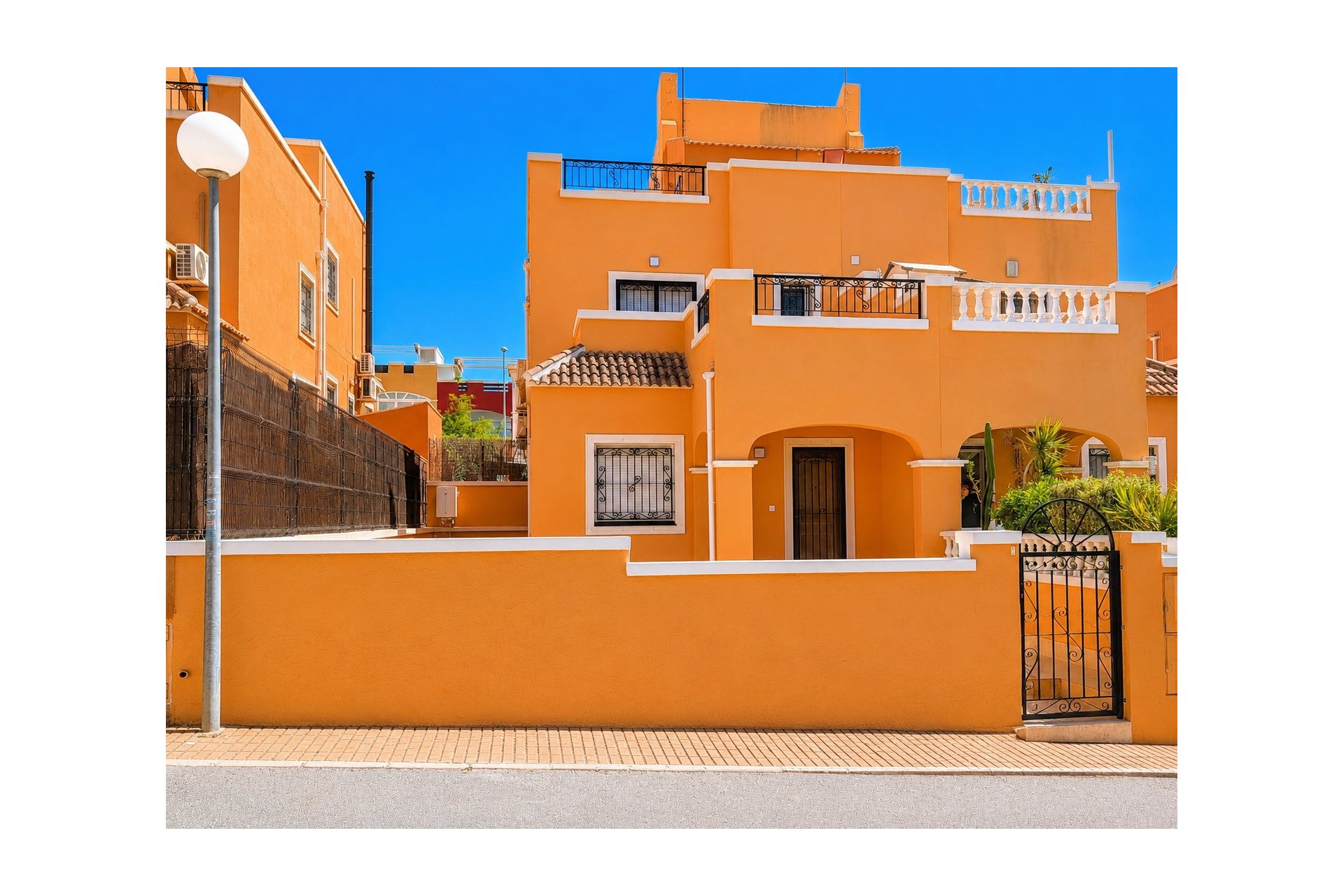 Resale - Chalet -
Orihuela Costa - Dream Hills