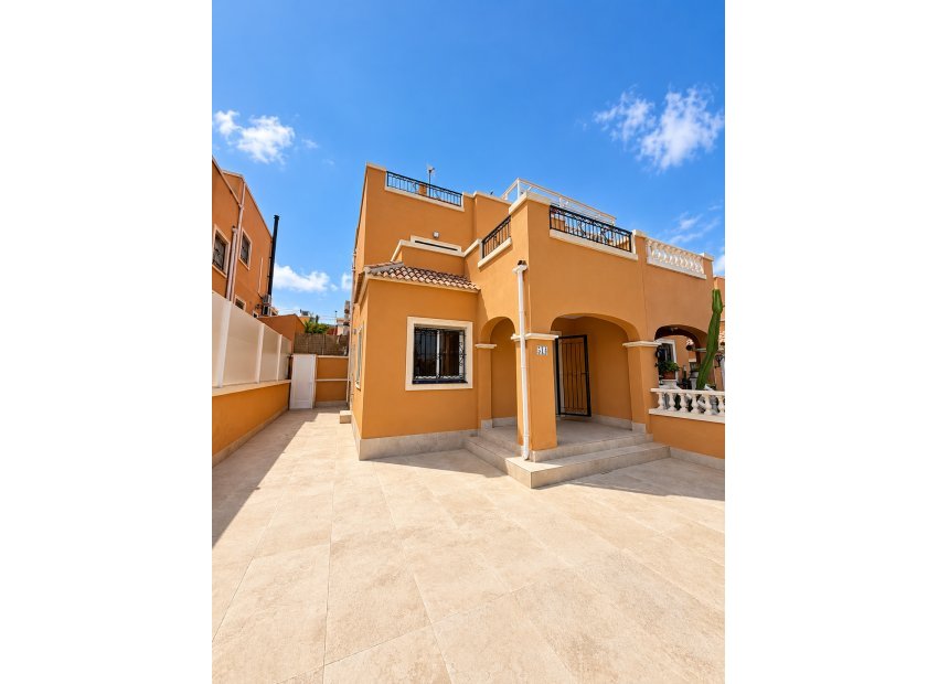 Resale - Chalet -
Orihuela Costa - Dream Hills
