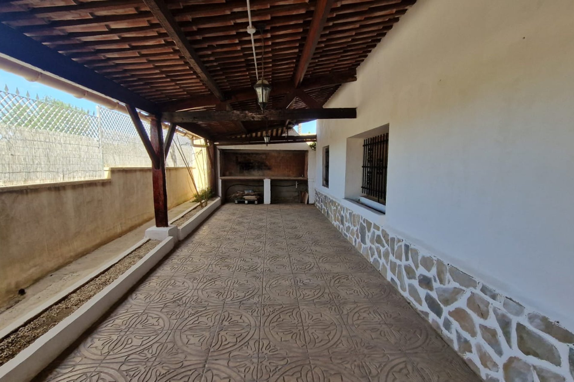 Resale - Country House -
Elche