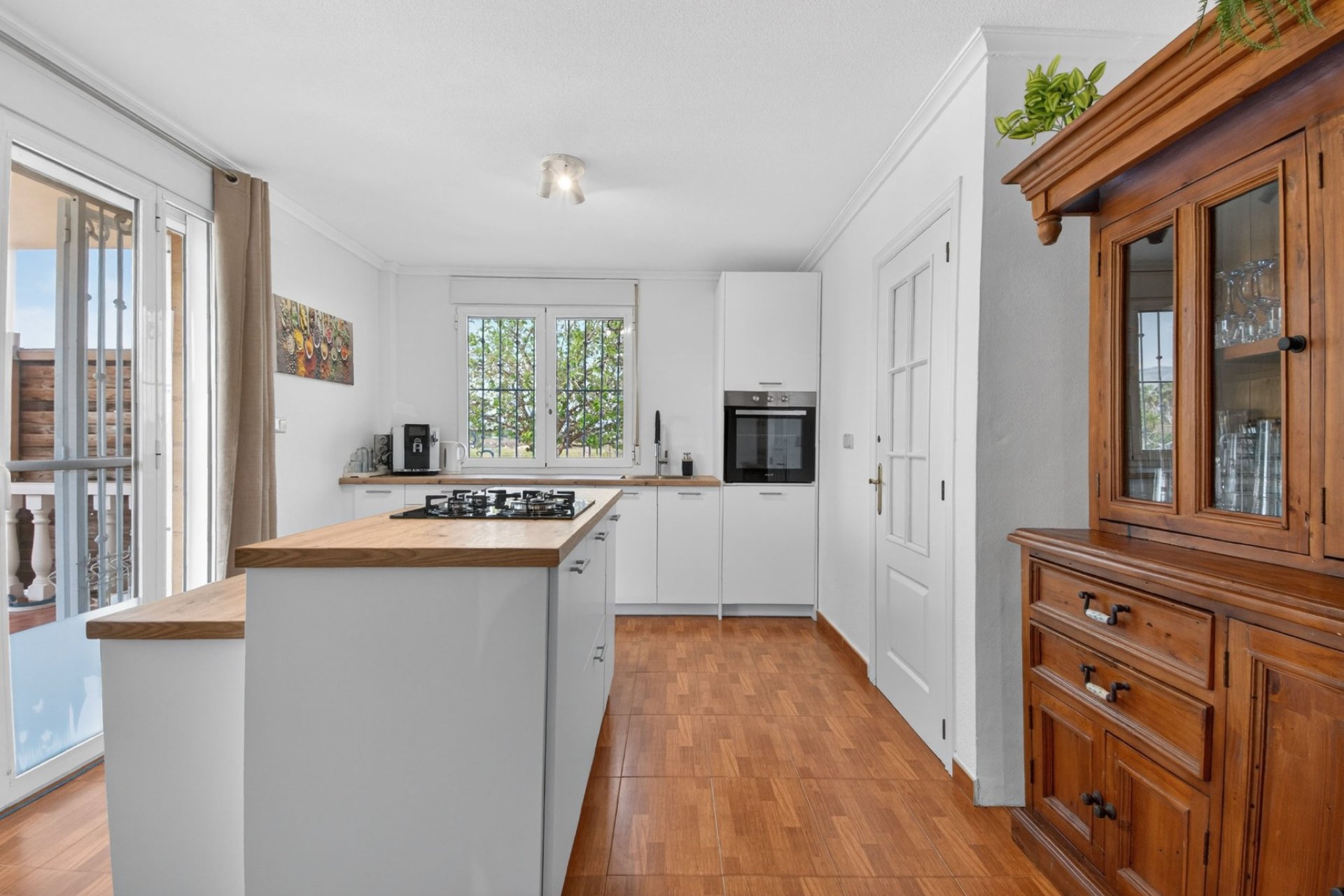 Resale - Finca -
Crevillente