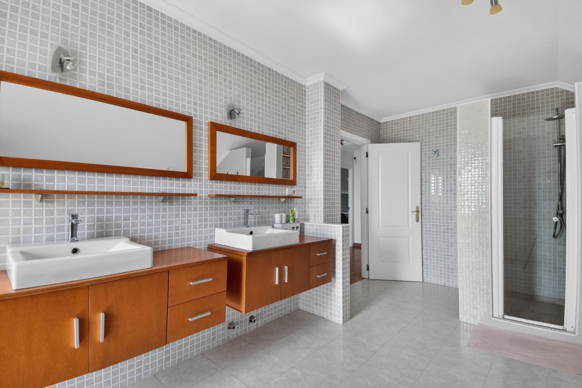 Resale - Finca -
Crevillente