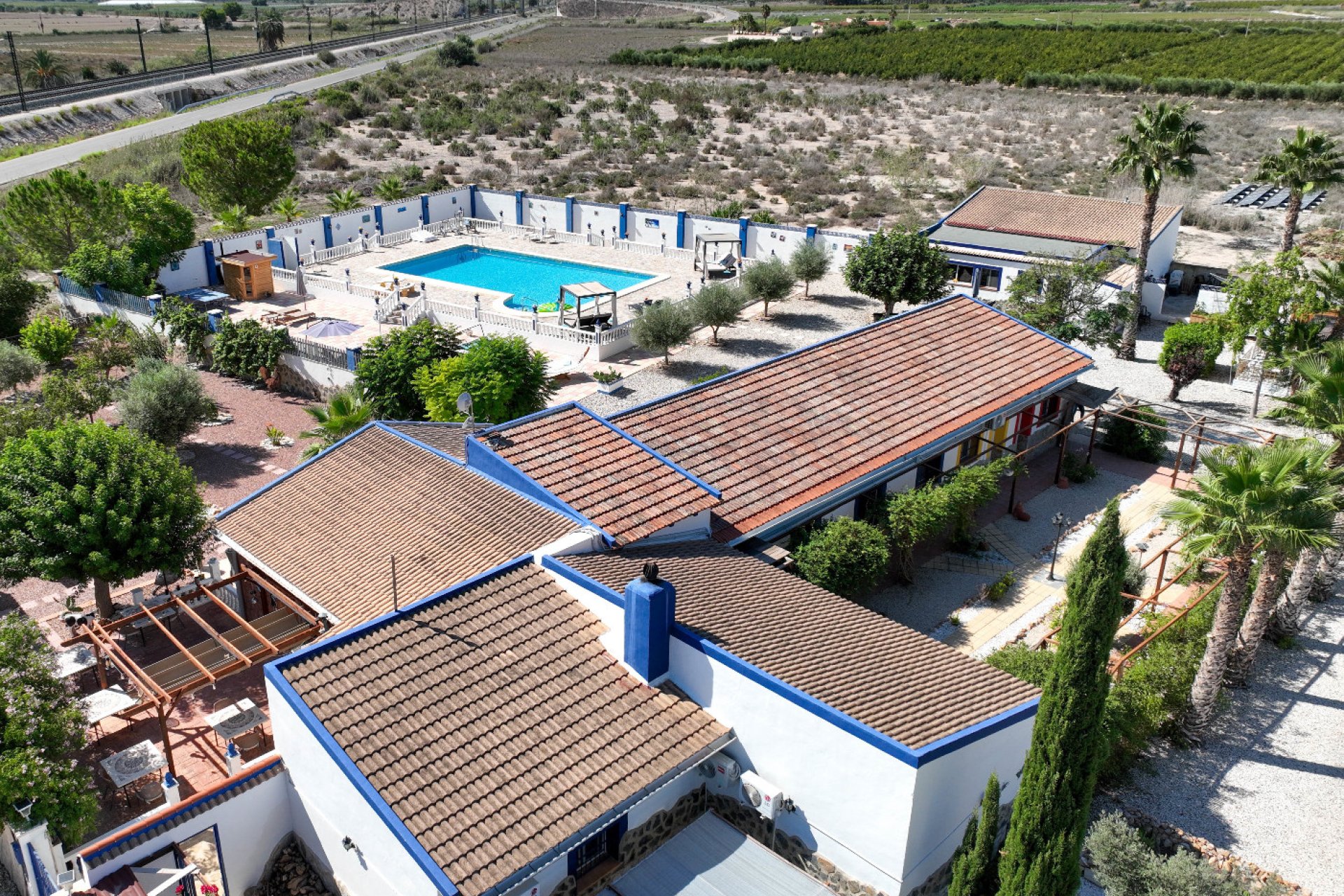 Resale - Finca -
Crevillente