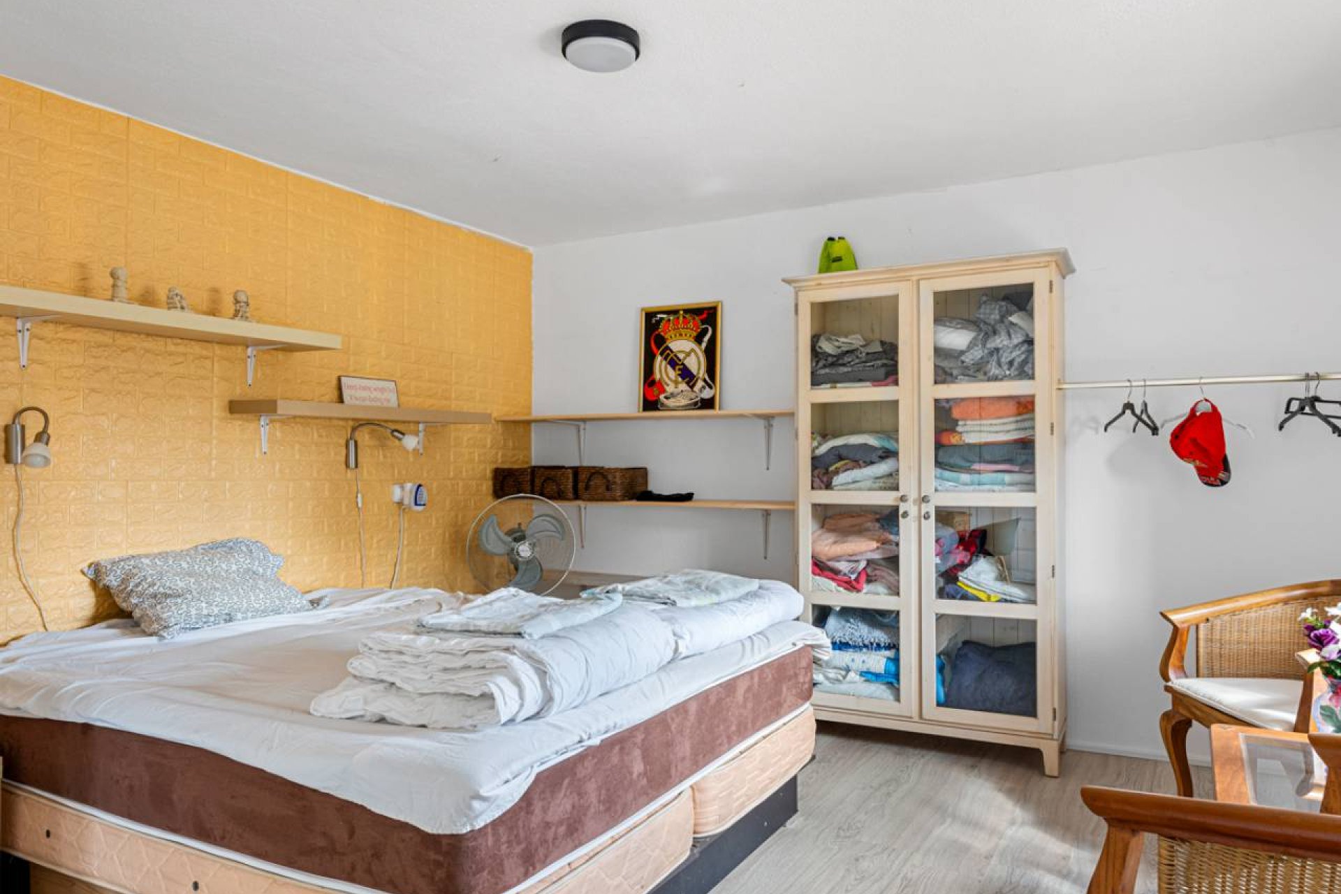 Resale - Finca -
Los Montesinos