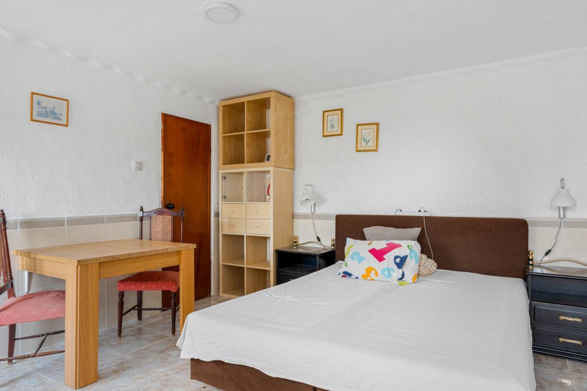 Resale - Finca -
Los Montesinos