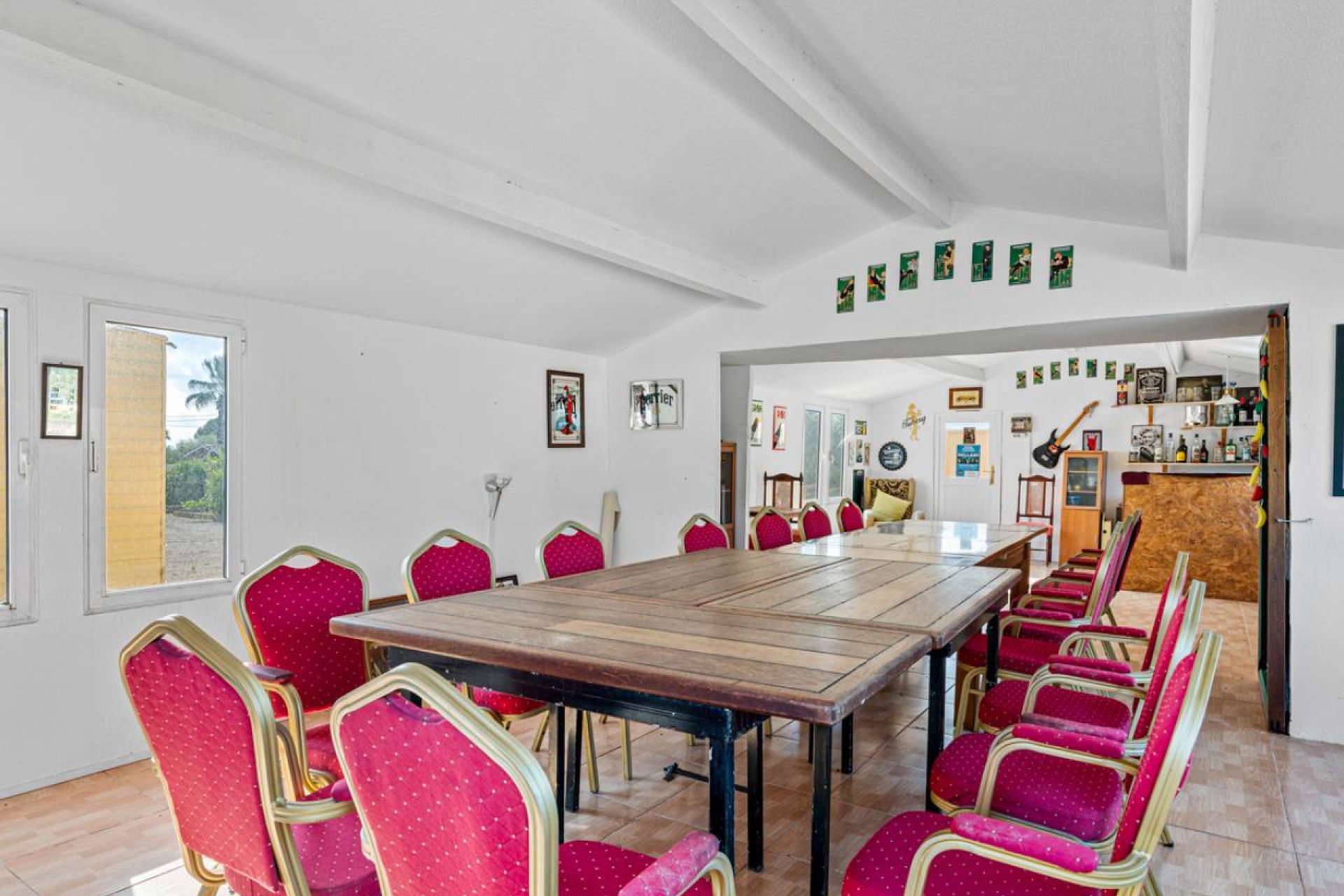 Resale - Finca -
Los Montesinos