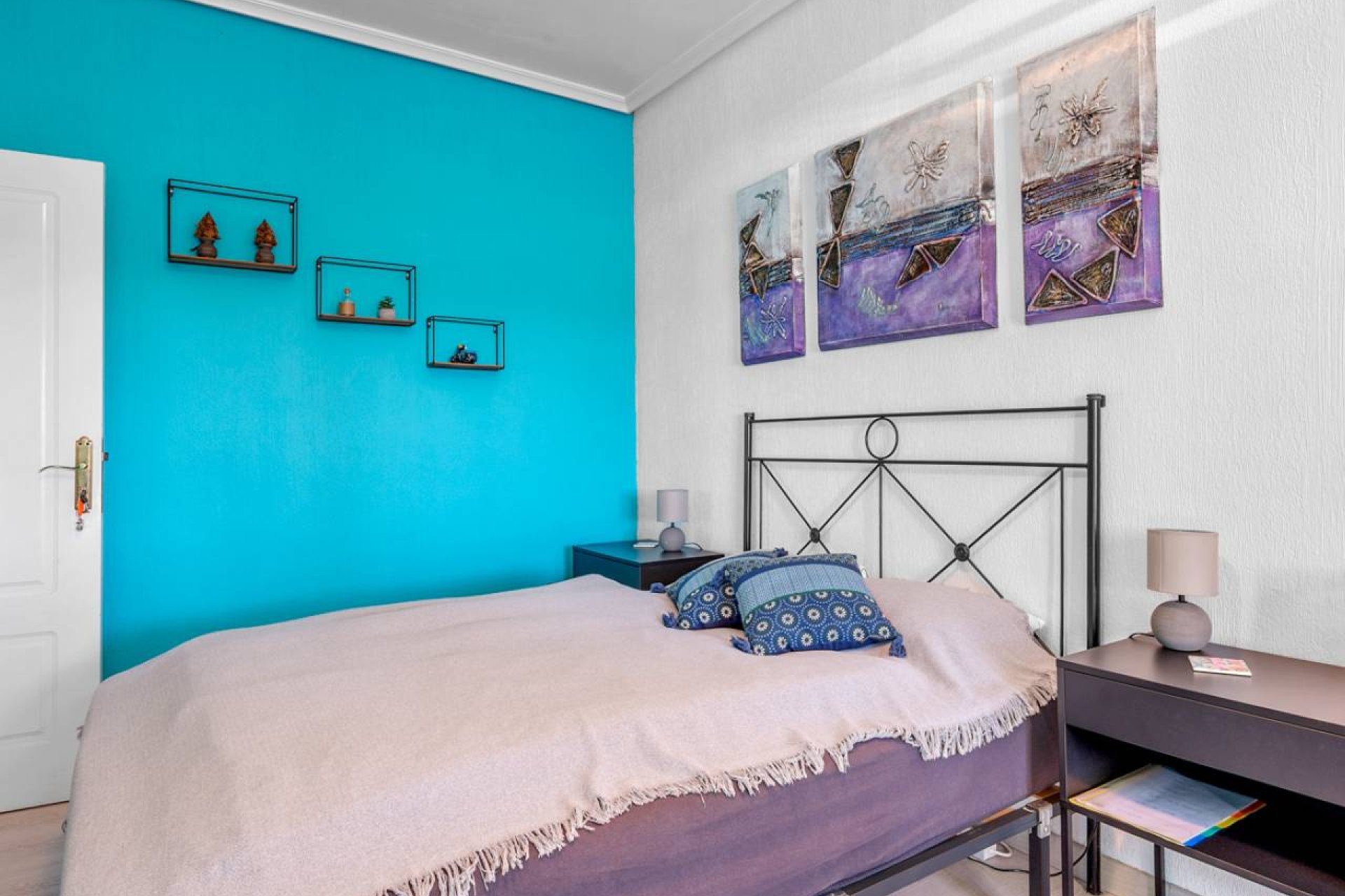 Resale - Finca -
Los Montesinos