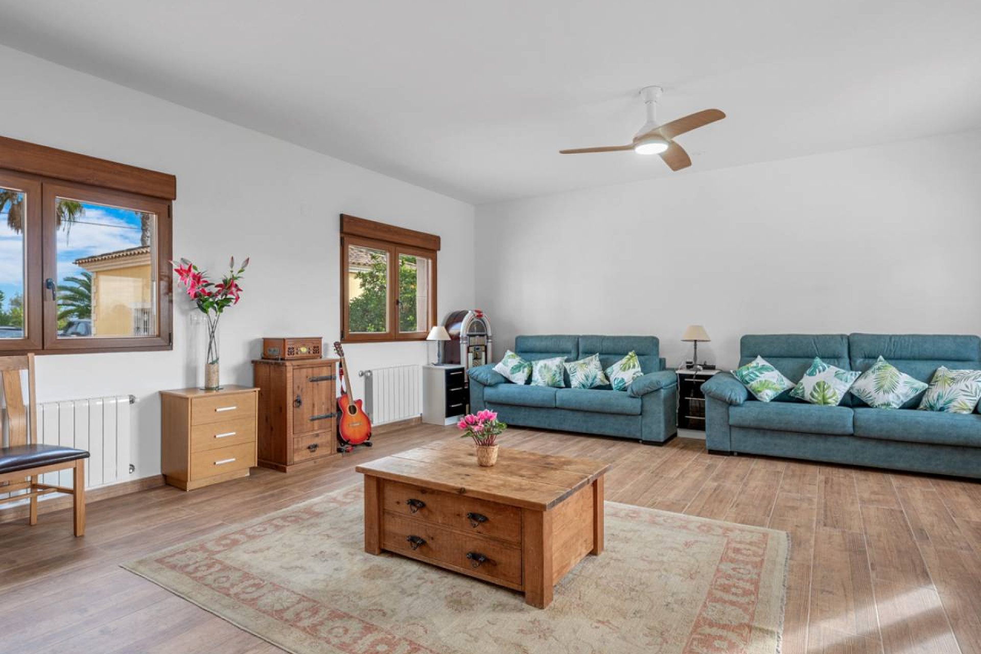 Resale - Finca -
Orihuela