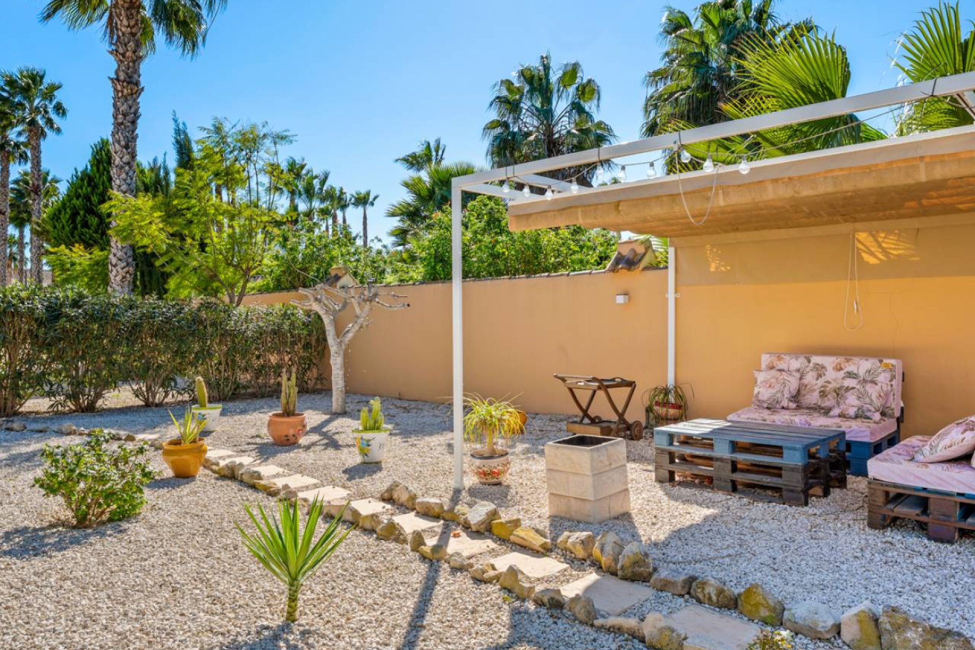 Resale - Finca -
Rafal