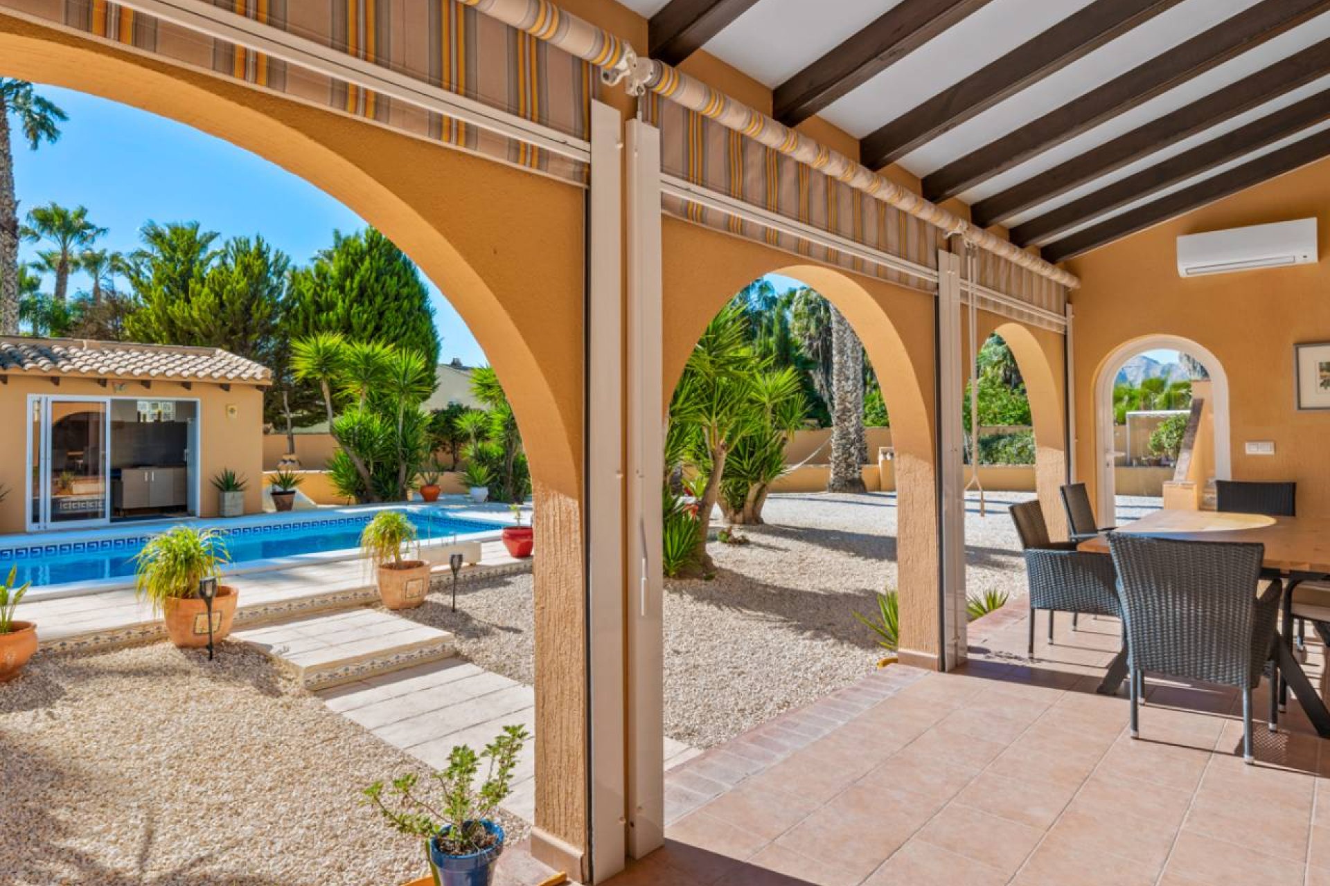 Resale - Finca -
Rafal
