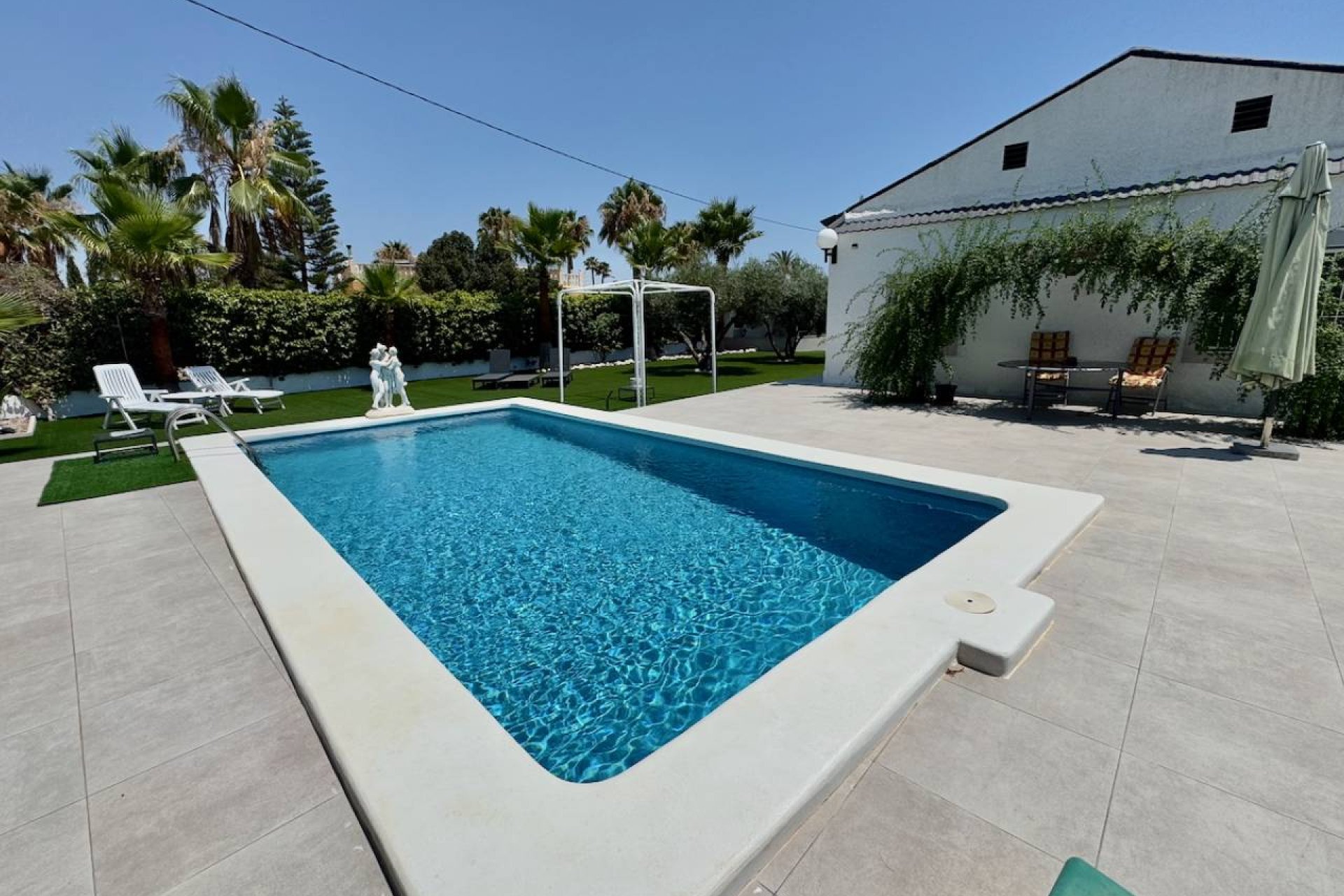 Resale - Finca -
Torrellano