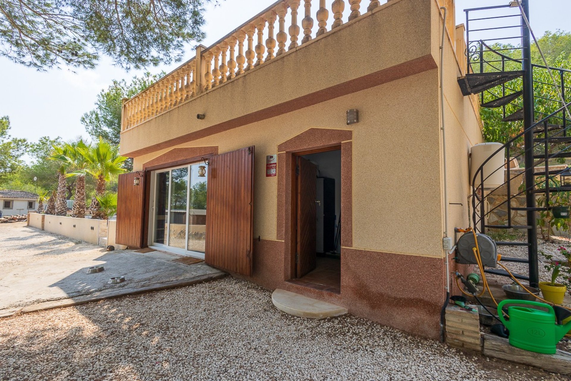 Resale - Finca -
Torremendo