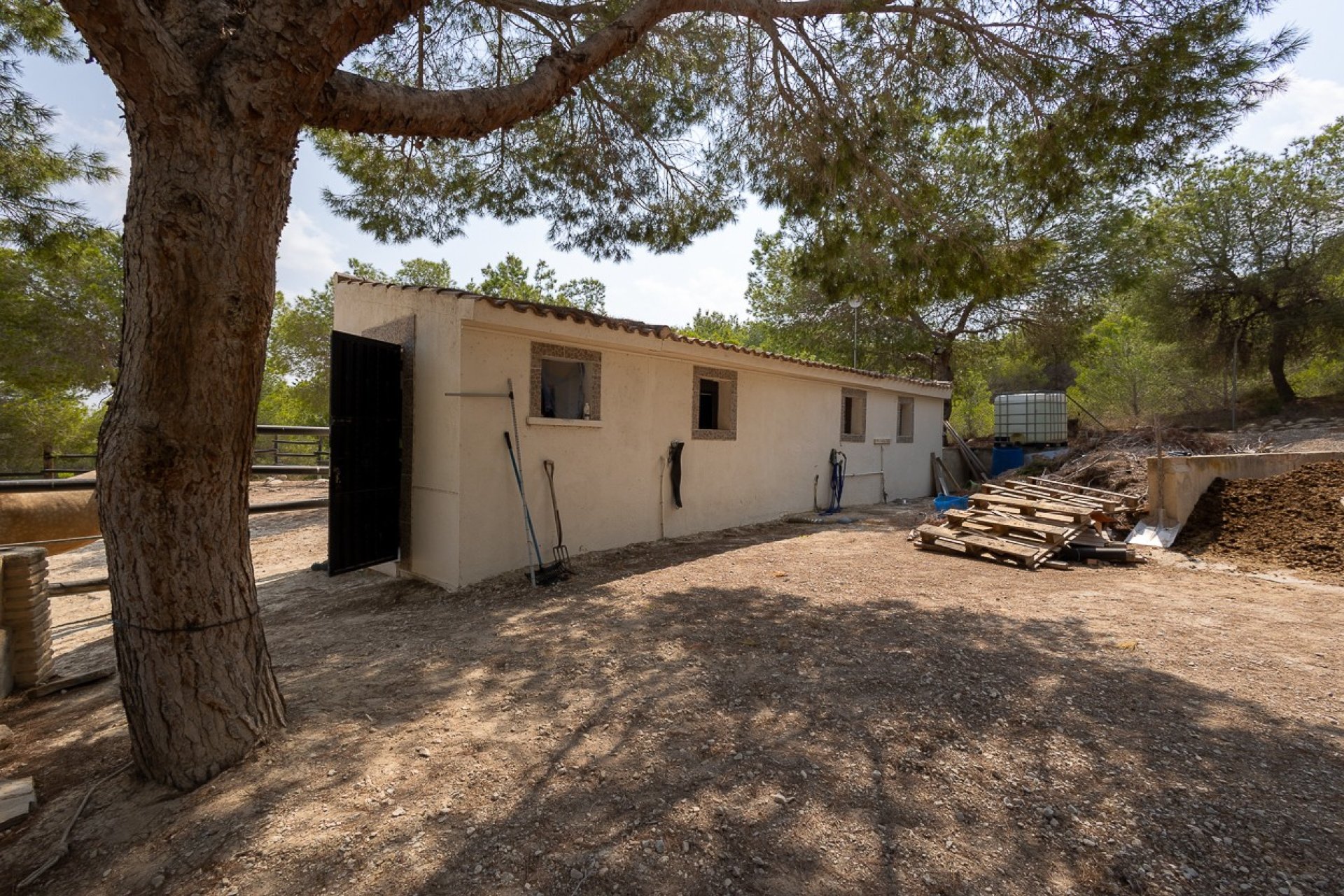 Resale - Finca -
Torremendo