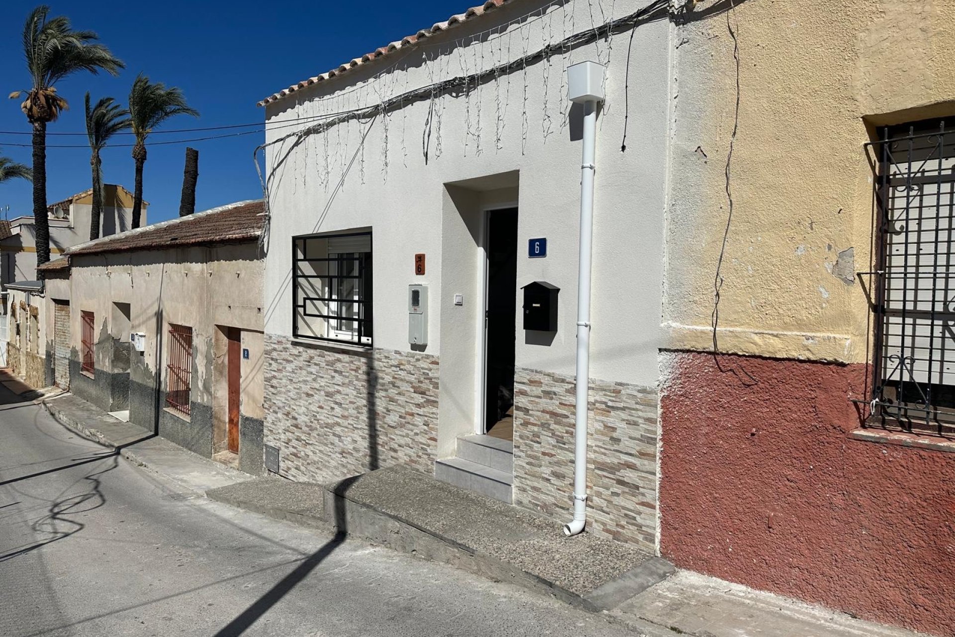 Resale - House -
Torremendo