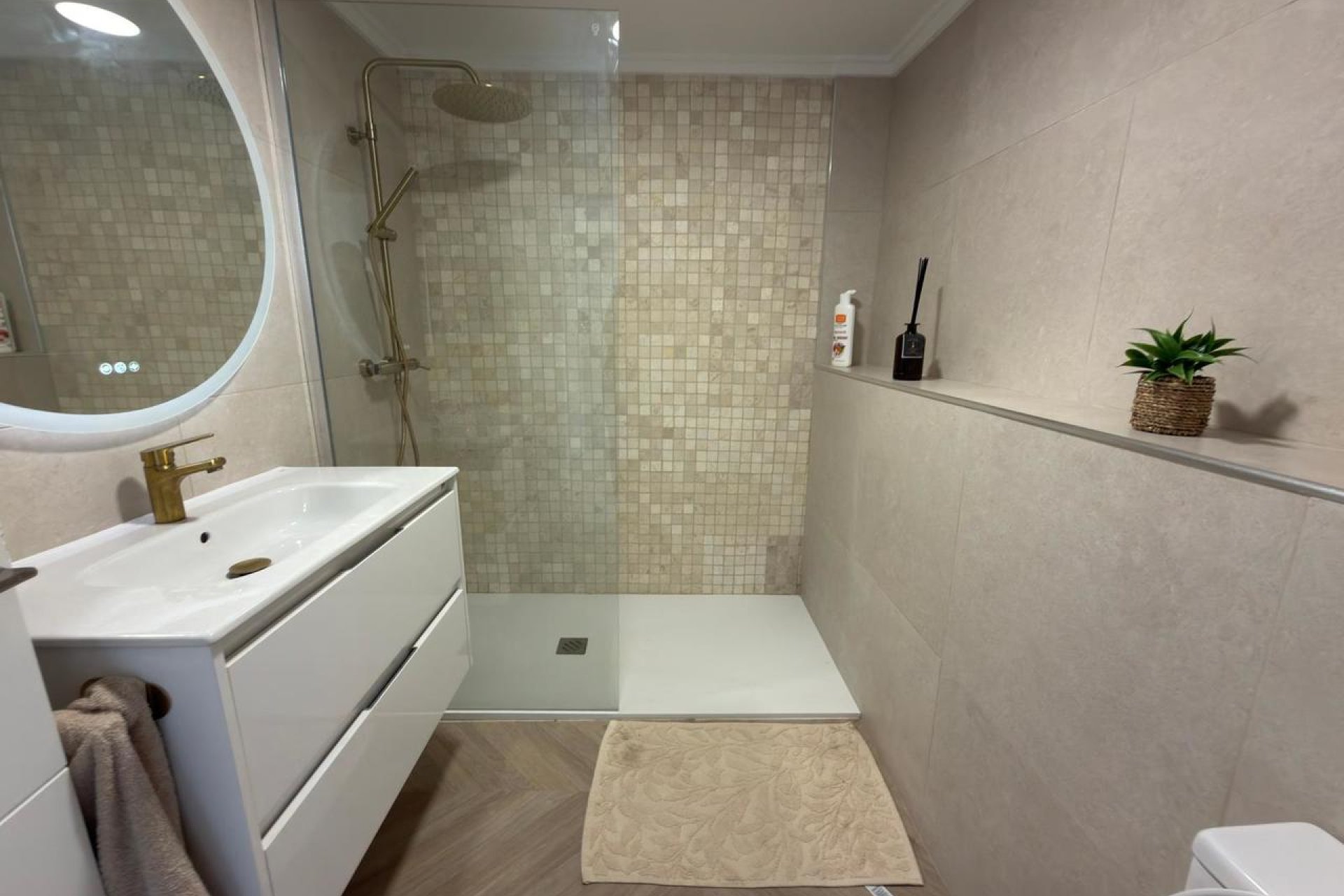 Resale - Land -
Algorfa