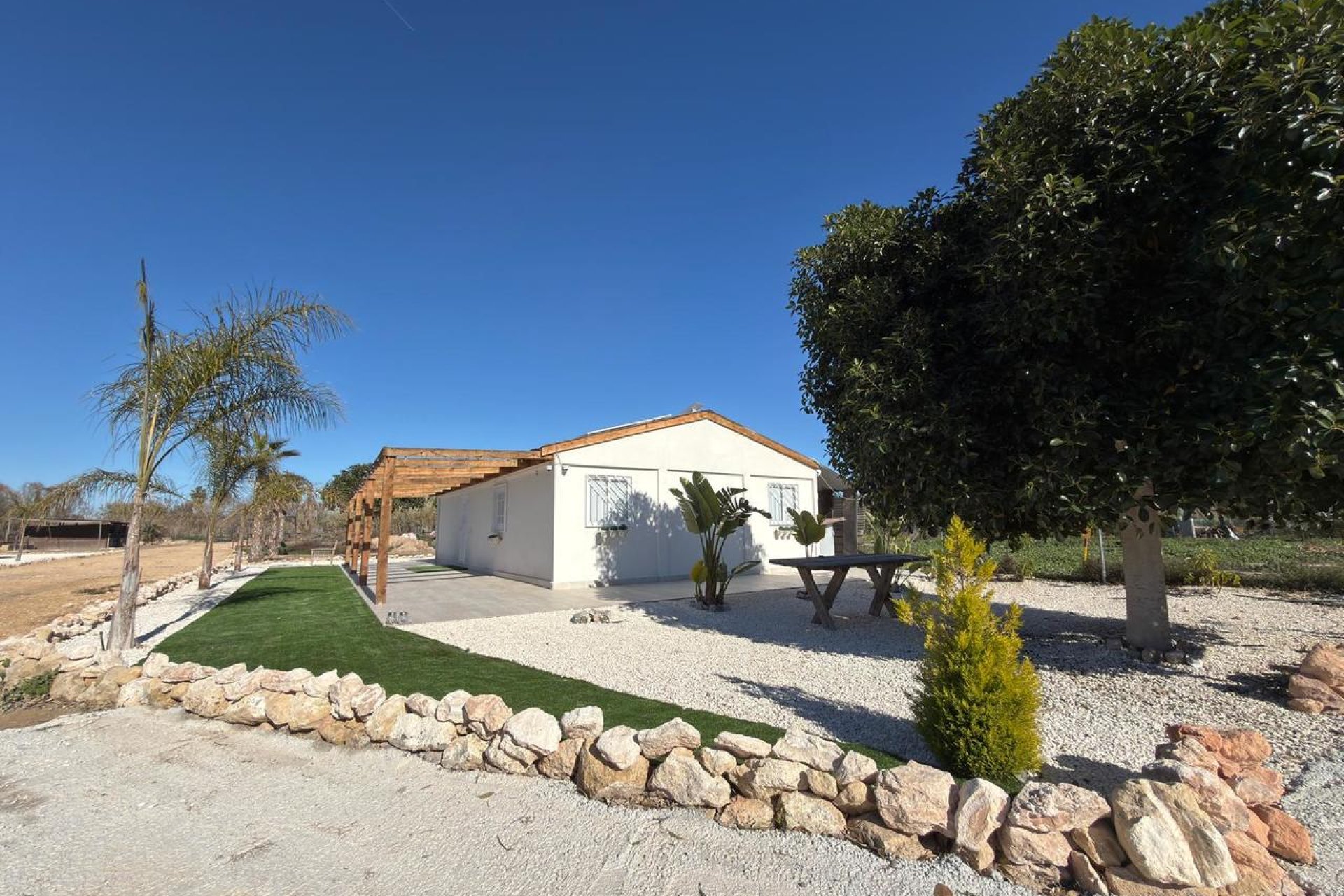 Resale - Land -
Algorfa