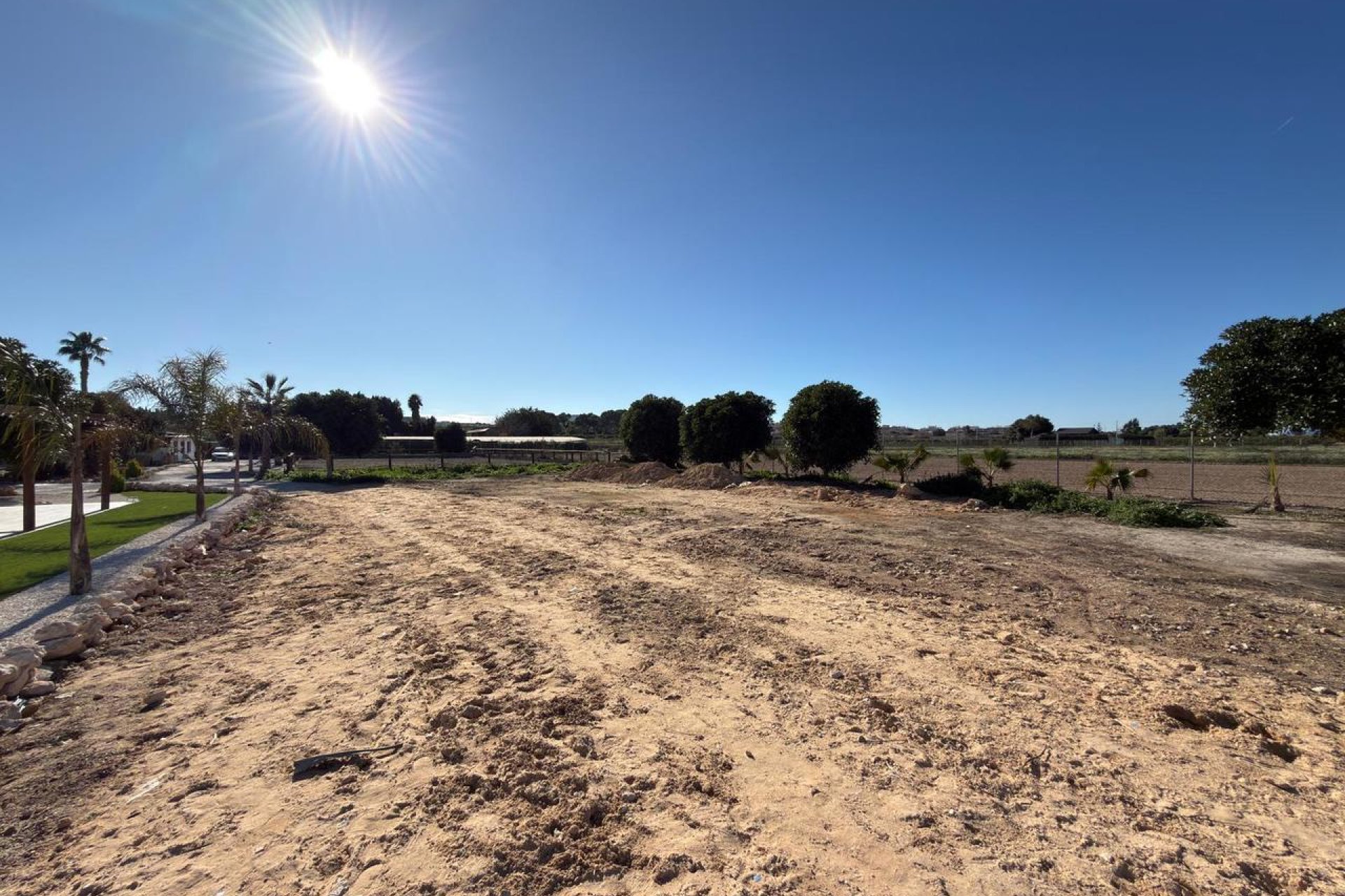 Resale - Land -
Algorfa