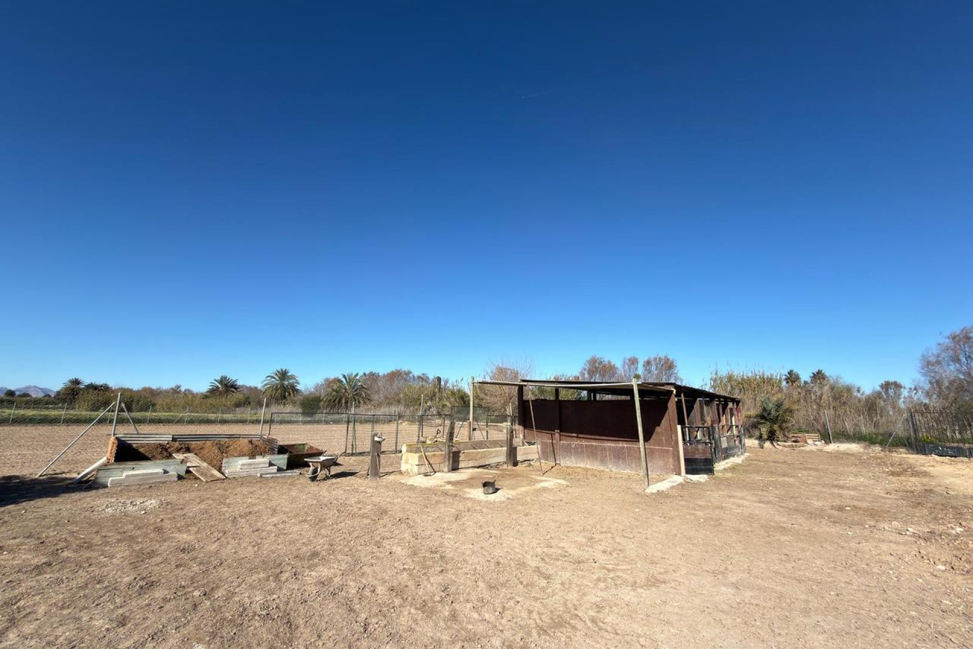 Resale - Land -
Algorfa