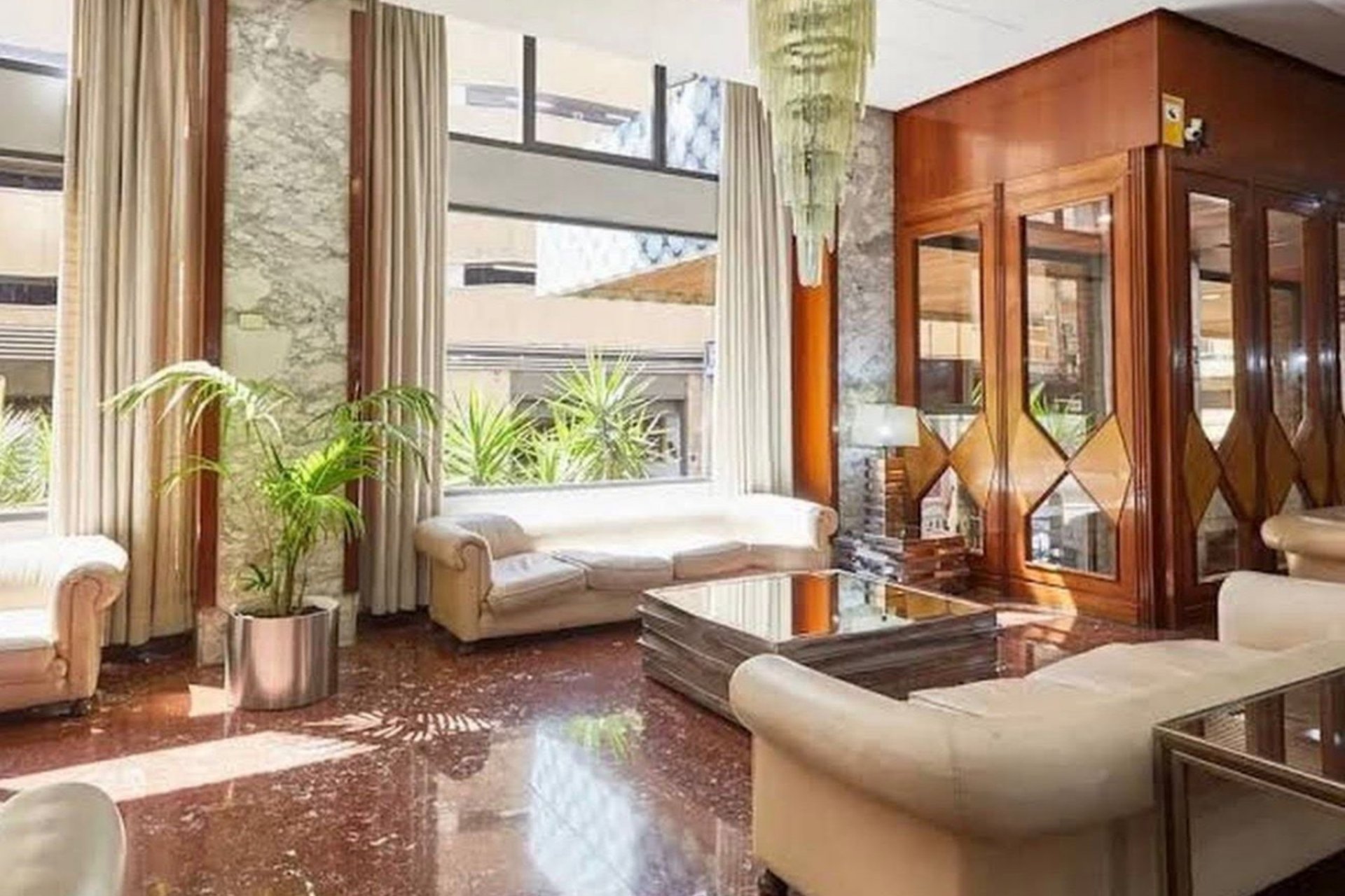 Resale - Studio -
Alicante - Centro