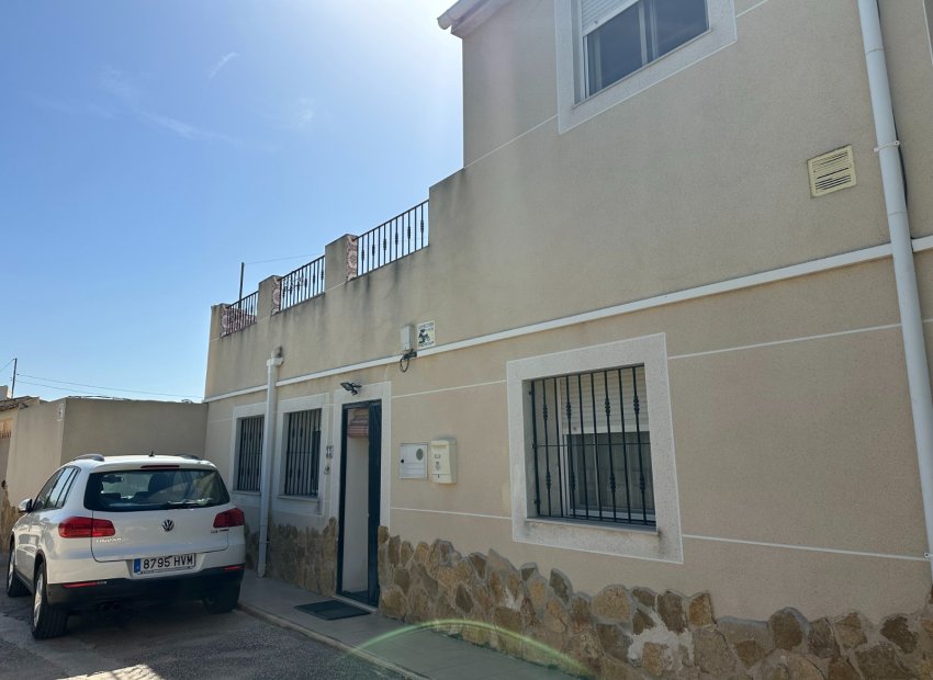 Resale - Townhouse -
Benejúzar