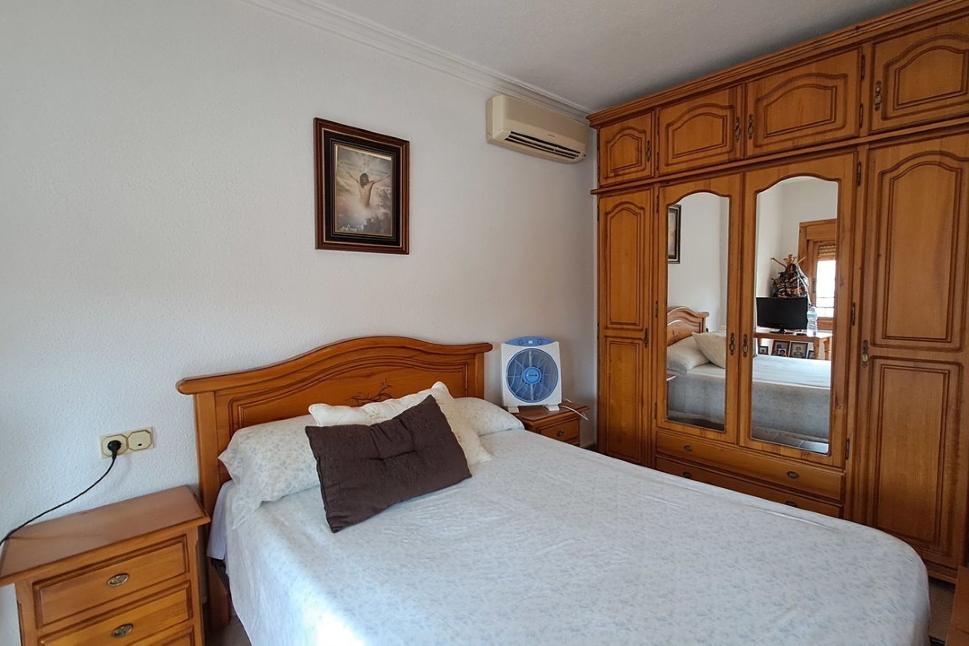 Resale - Townhouse -
Benijofar