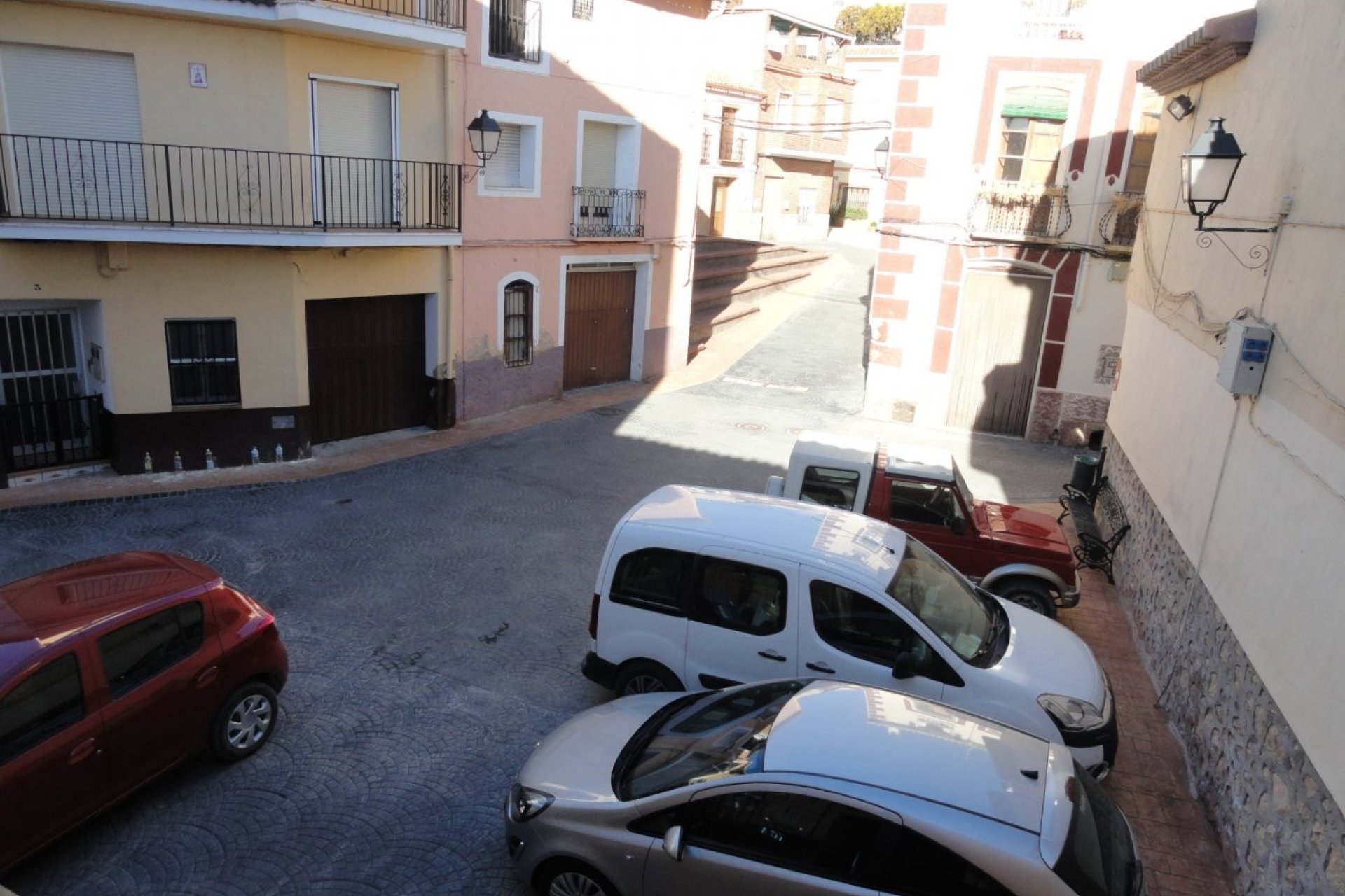 Resale - Townhouse -
Bolulla - Center