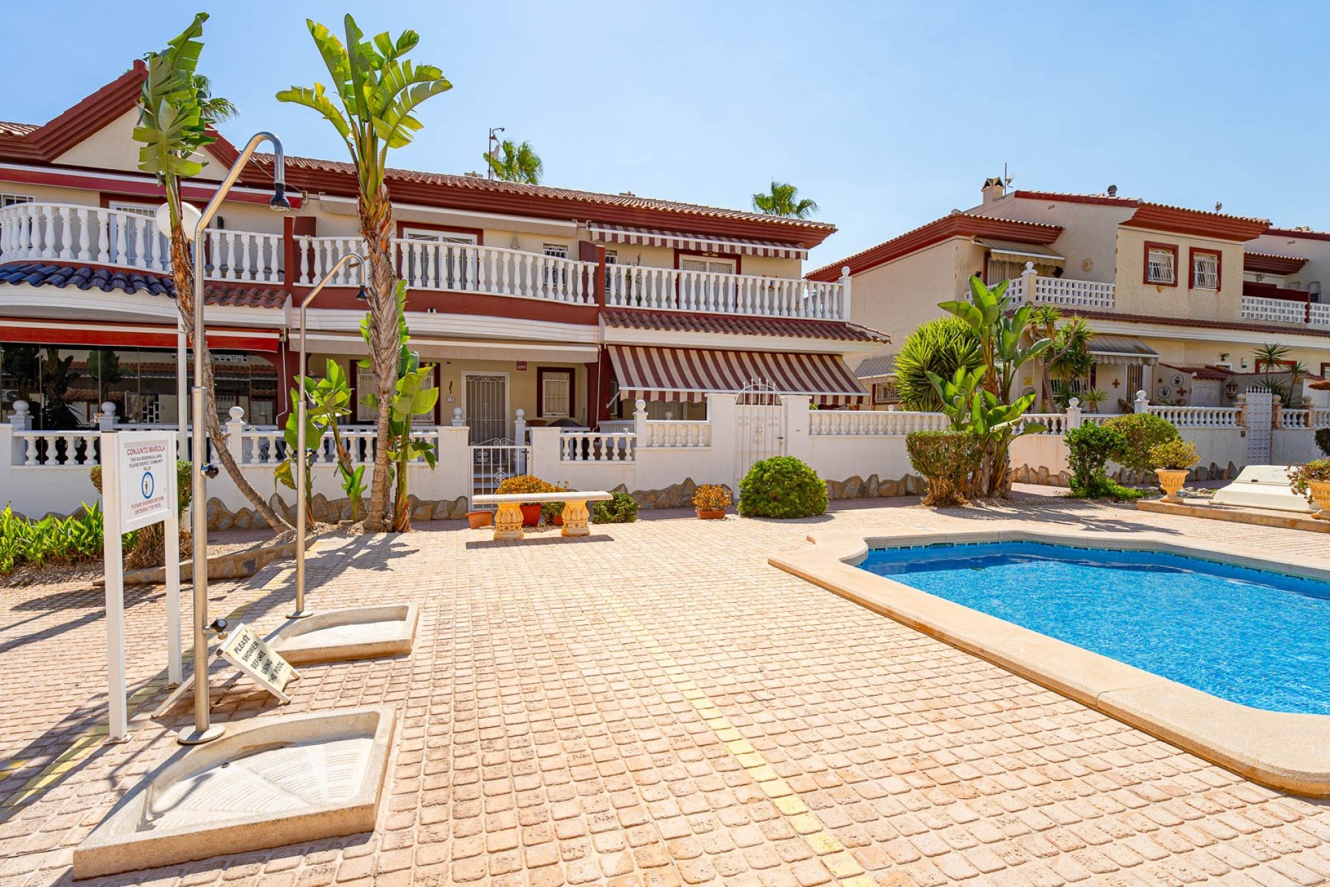 Resale - Townhouse -
Ciudad Quesada - Doña Pepa