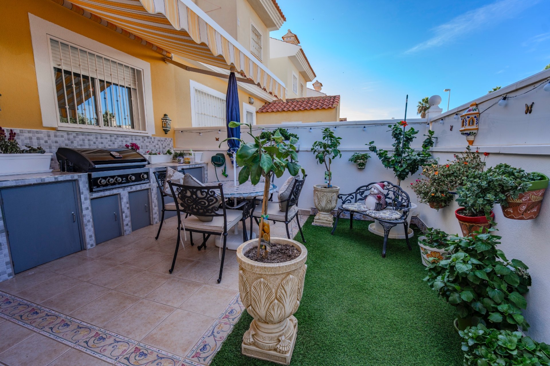 Resale - Townhouse -
Ciudad Quesada - Lo Marabú