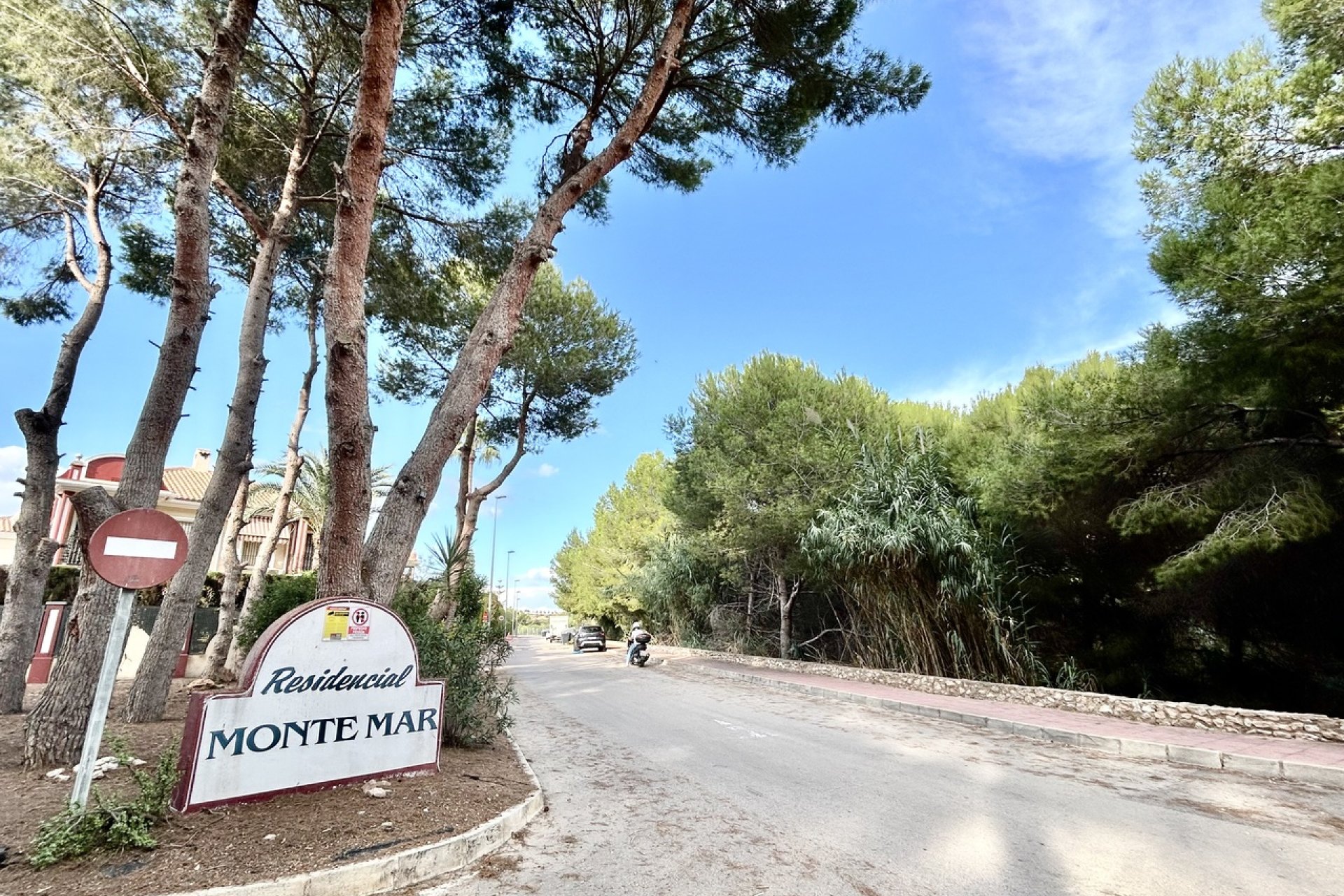 Resale - Townhouse -
Dehesa De Campoamor