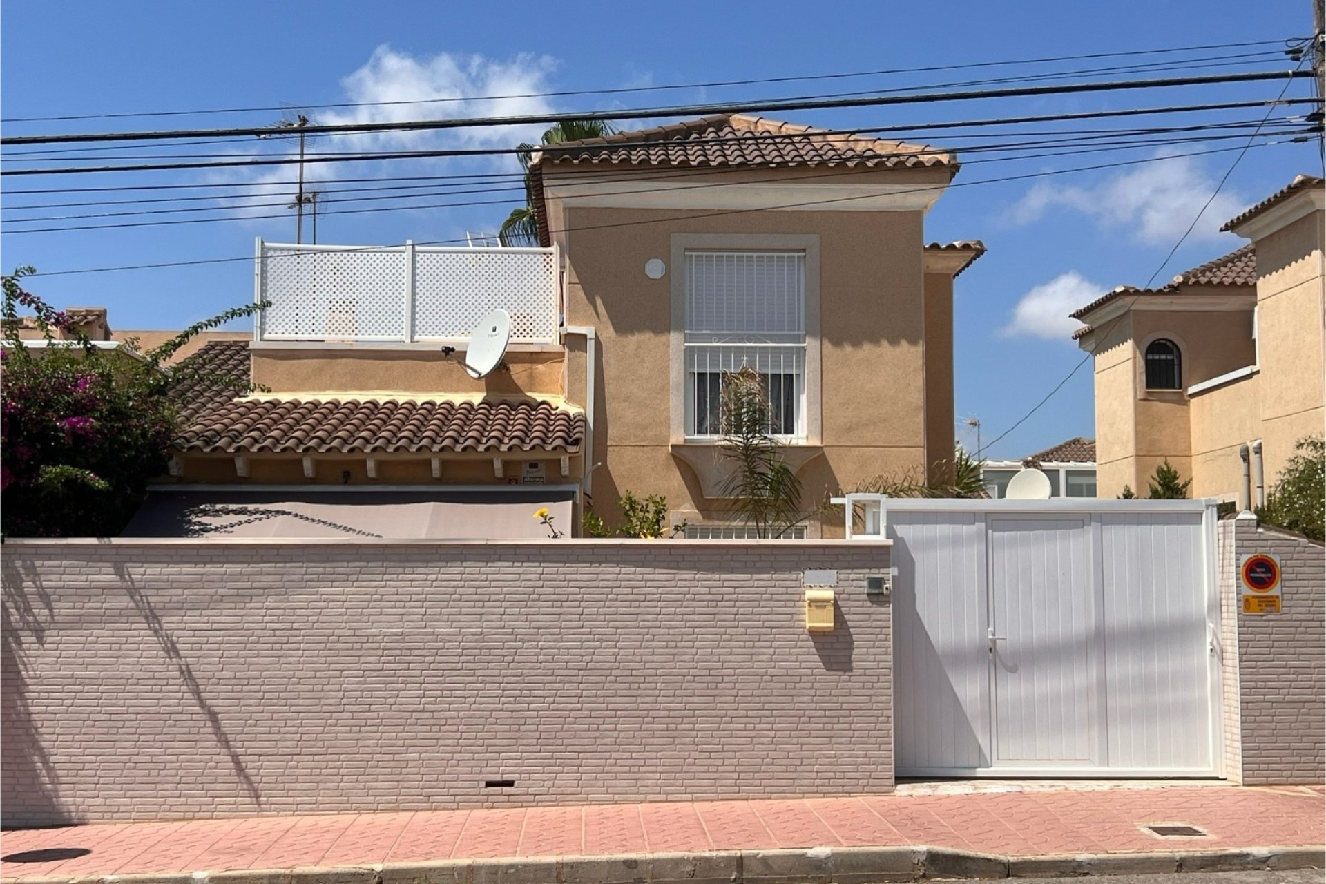 Resale - Townhouse -
Guardamar del Segura - El Moncayo