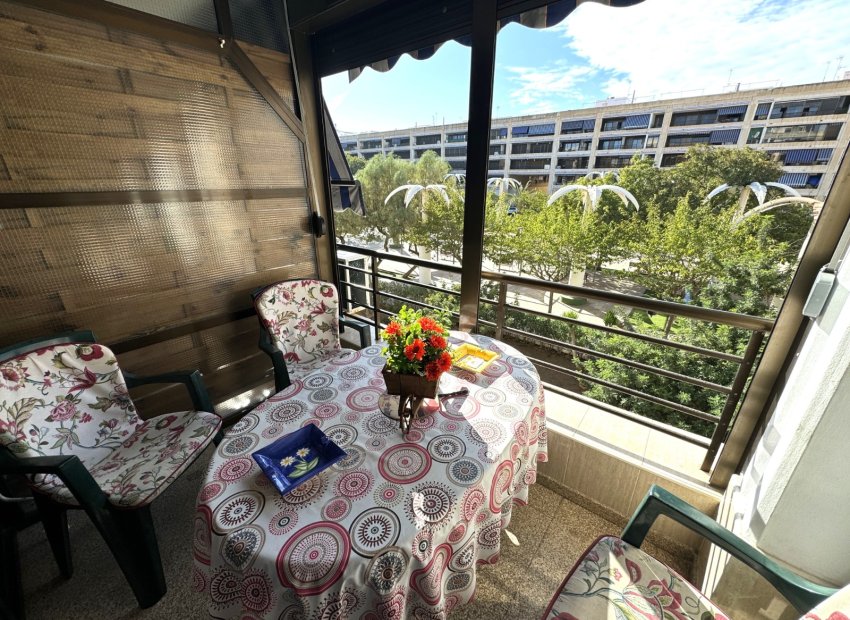 Resale - Townhouse -
Guardamar del Segura