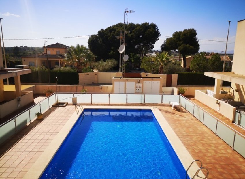 Resale - Townhouse -
Los Montesinos - La Herrada