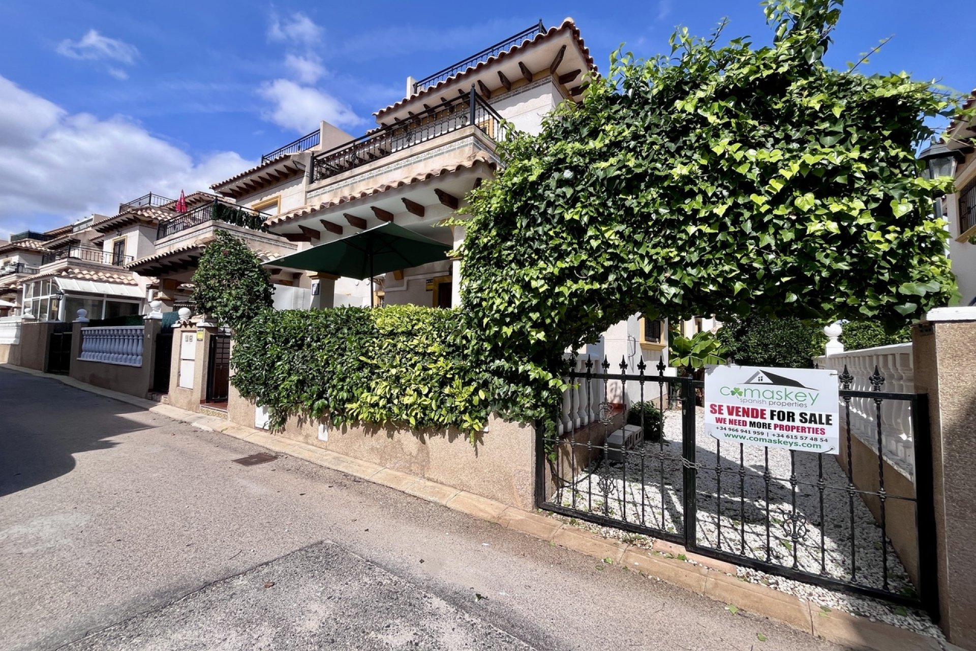 Resale - Townhouse -
Orihuela Costa - La Zenia