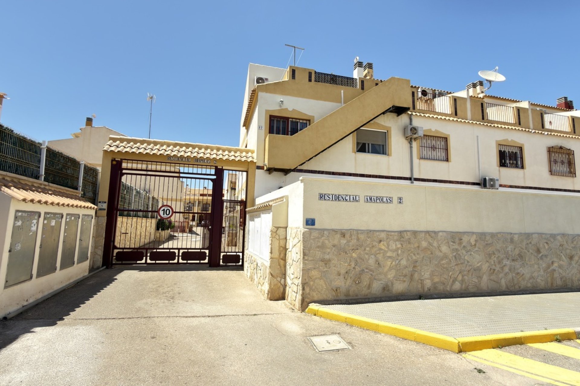Resale - Townhouse -
Orihuela Costa - La Zenia