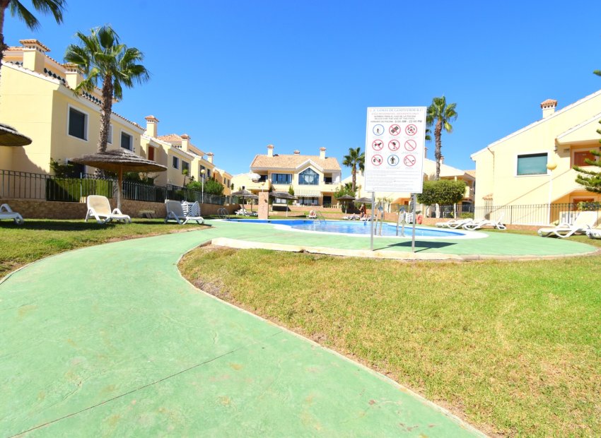 Resale - Townhouse -
Orihuela Costa - Lomas de Campoamor