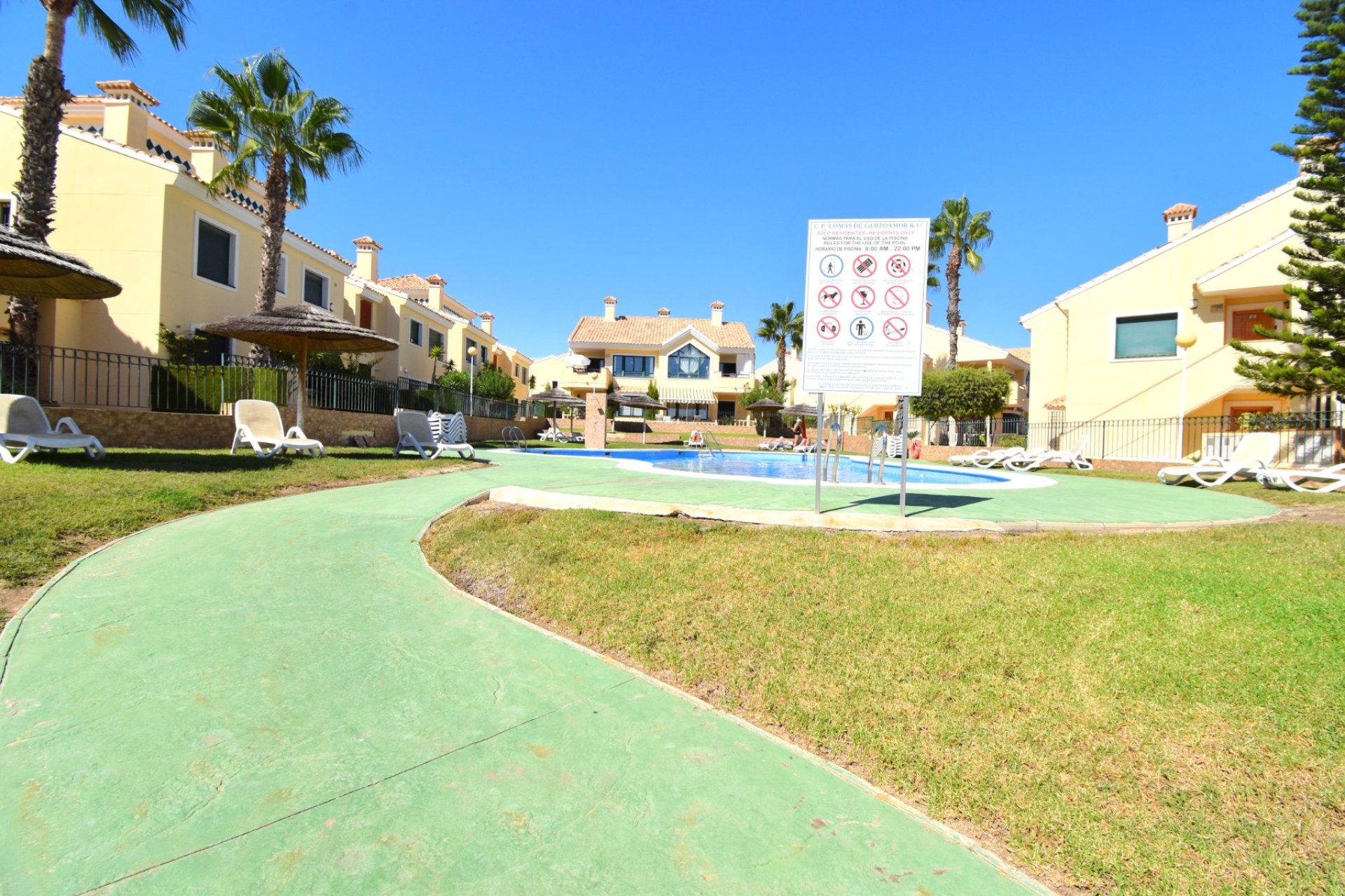 Resale - Townhouse -
Orihuela Costa - Lomas de Campoamor