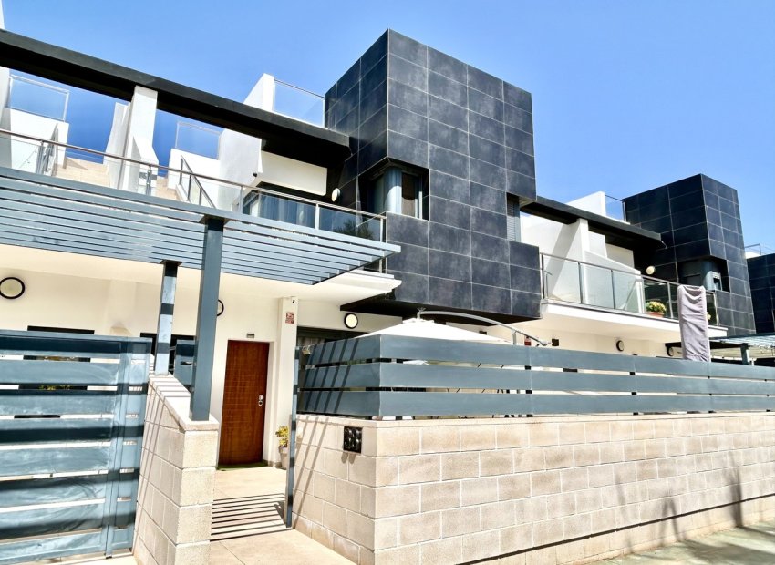 Resale - Townhouse -
Orihuela Costa - Los Dolses