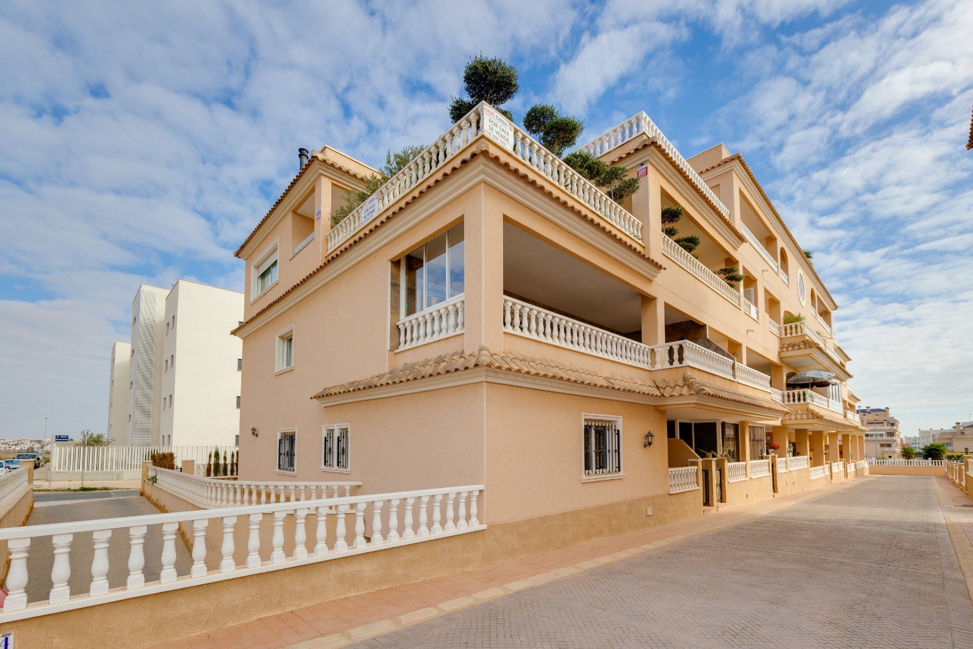 Resale - Townhouse -
Orihuela Costa - Los Dolses