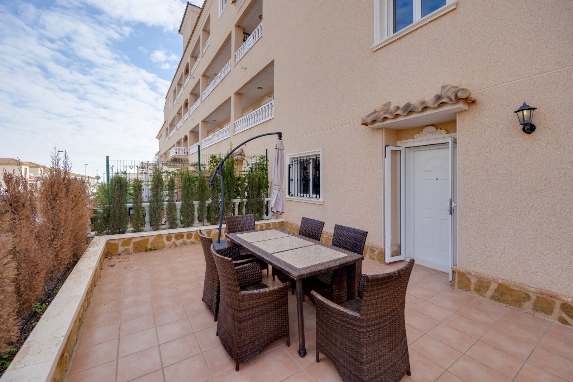 Resale - Townhouse -
Orihuela Costa - Los Dolses