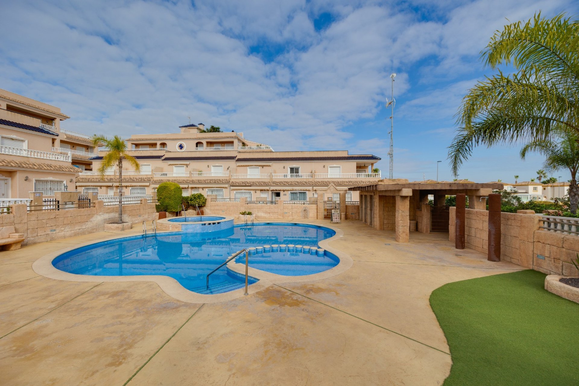 Resale - Townhouse -
Orihuela Costa - Los Dolses