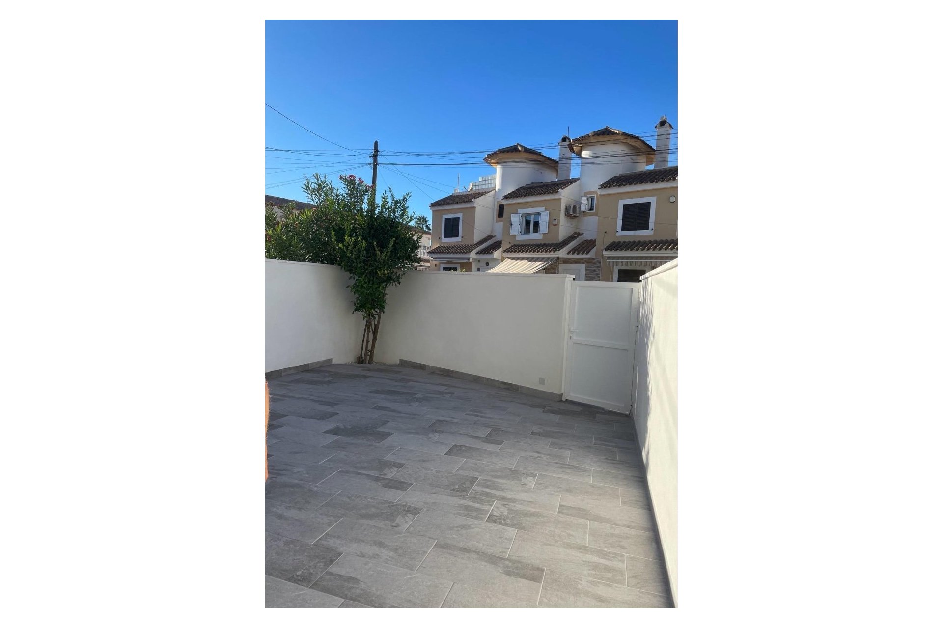 Resale - Townhouse -
Orihuela Costa - Playa Flamenca