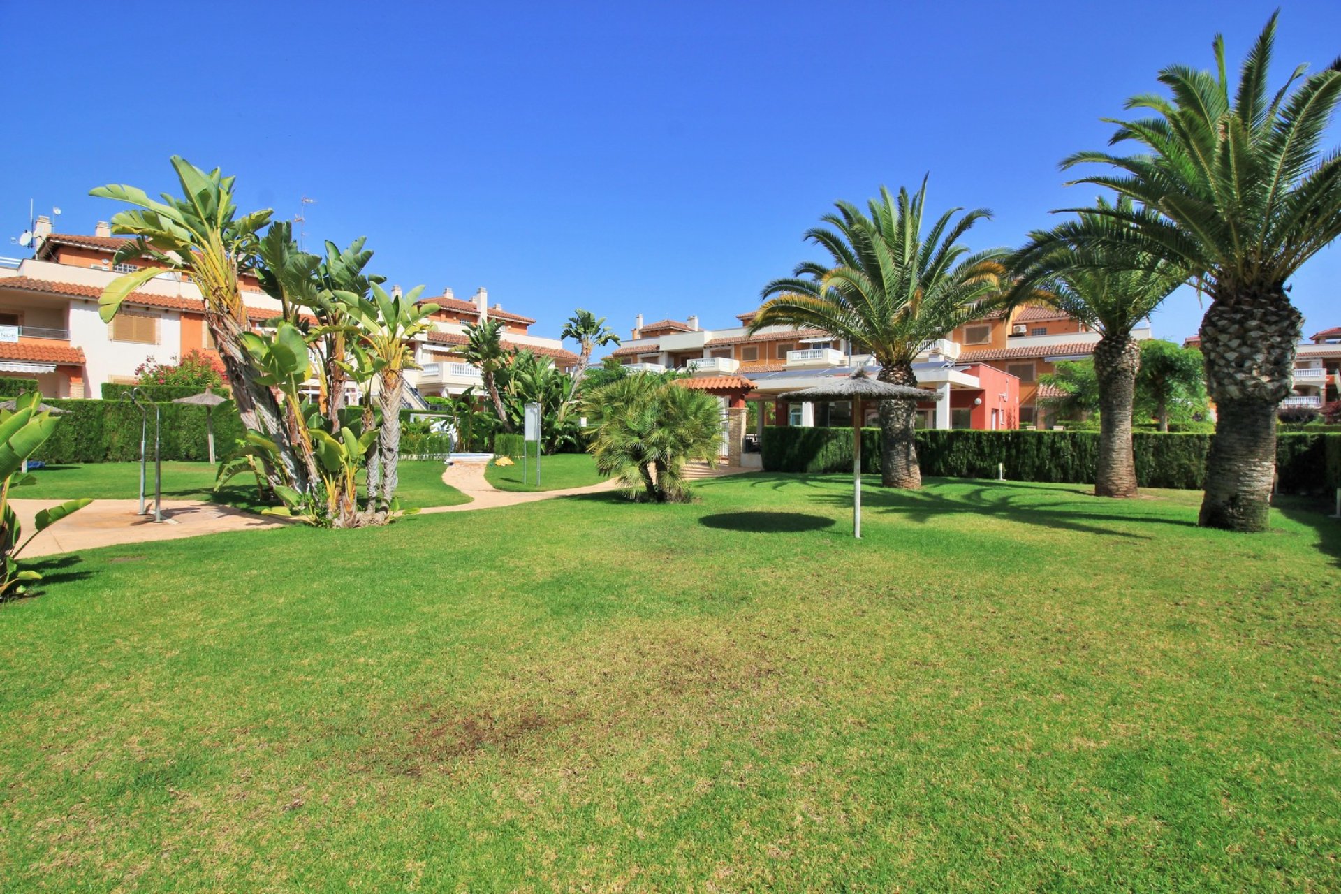 Resale - Townhouse -
Orihuela Costa - Playa Flamenca