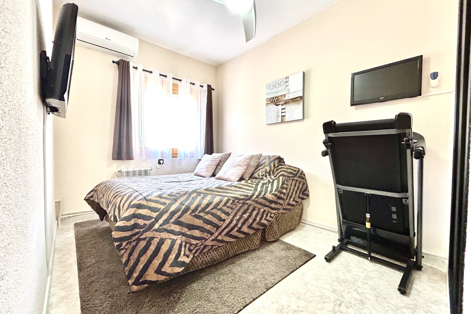 Resale - Townhouse -
Orihuela Costa - Playa Flamenca